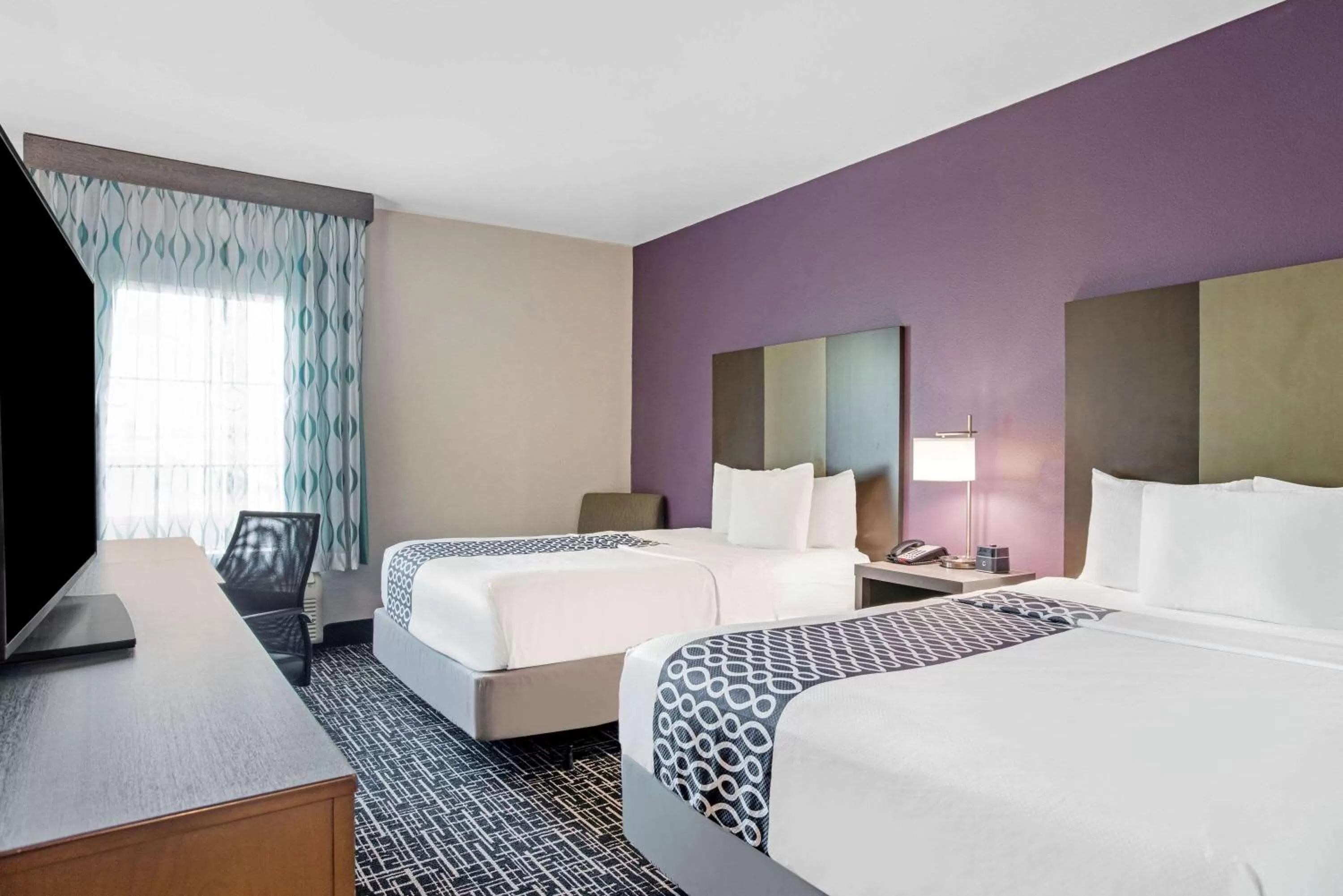 2 Queen Beds, Various Views, Non-Smoking in La Quinta by Wyndham Corpus Christi - Portland