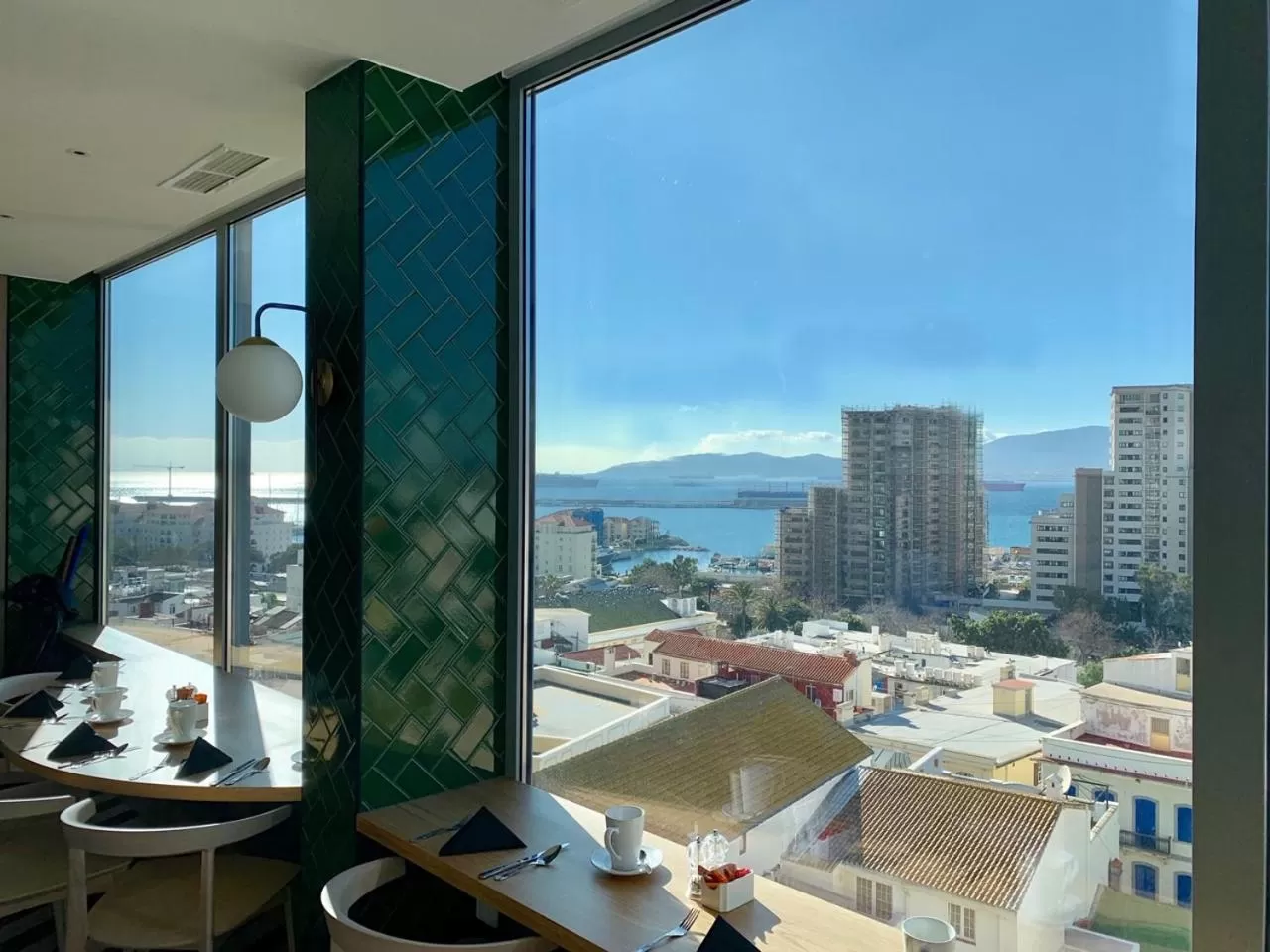 Restaurant/places to eat in The Eliott Hotel