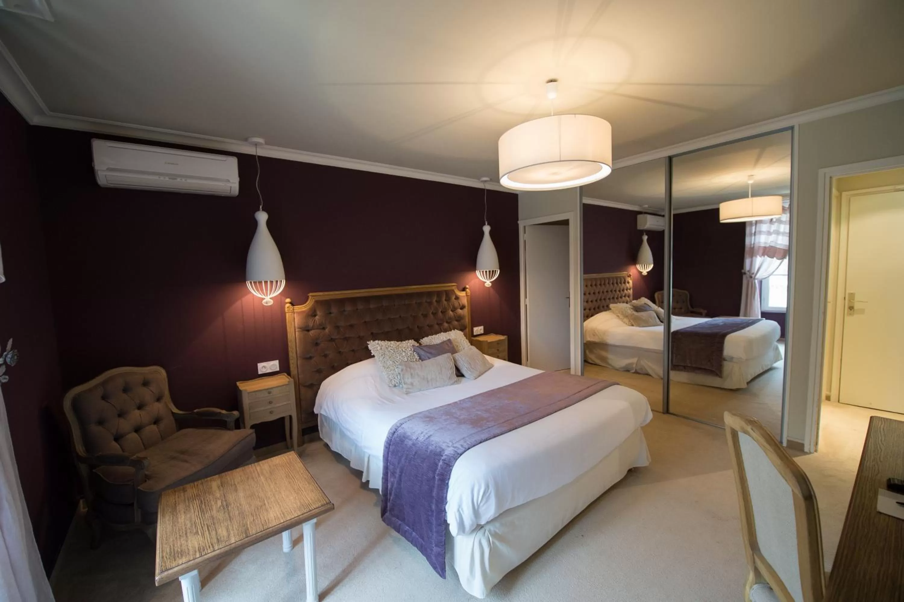 Superior Double Room - Castle in Chateau du Clos de la Ribaudiere - Teritoria