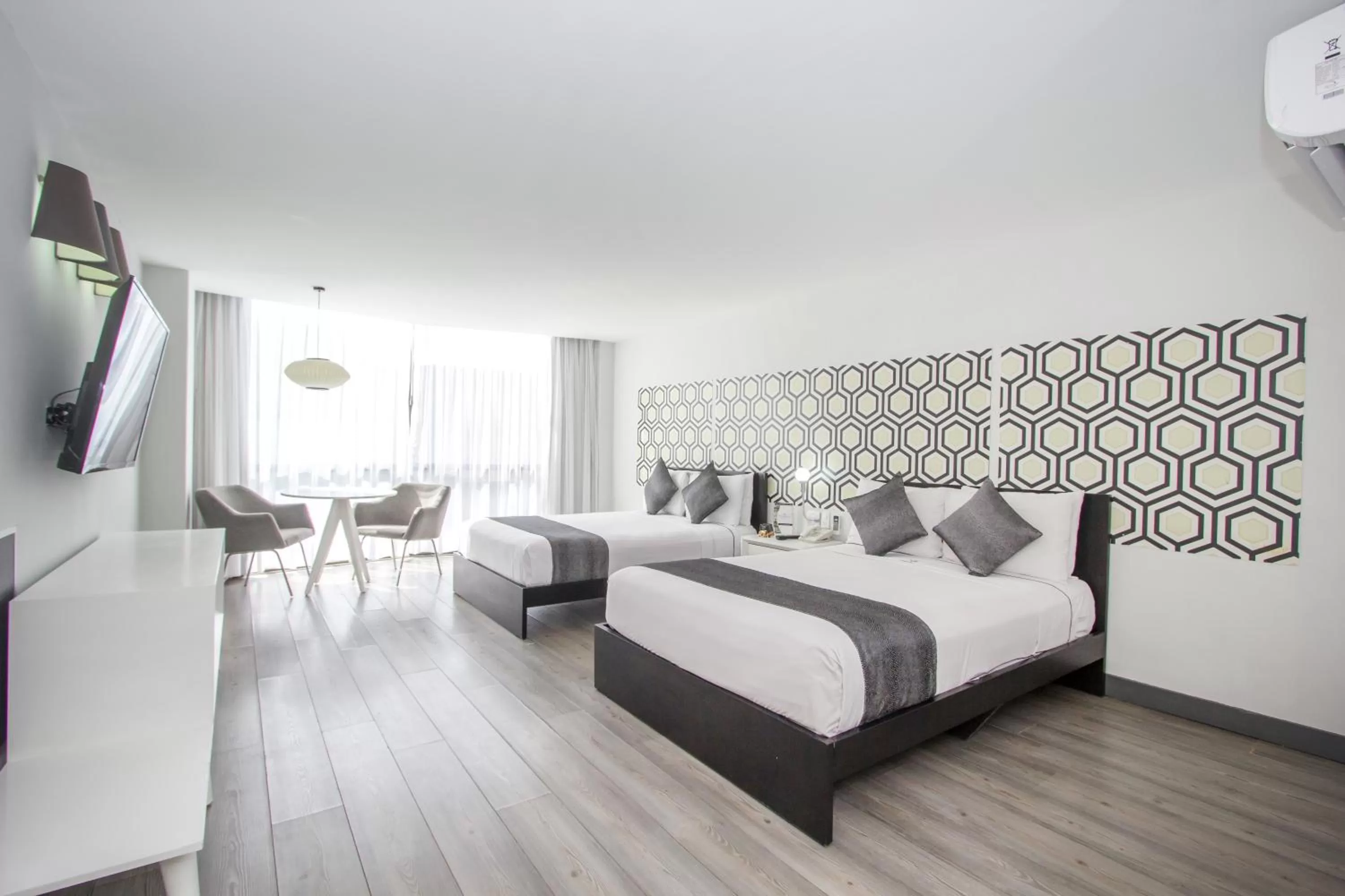 Deluxe Double Room in Hotel El Ejecutivo by Reforma Avenue