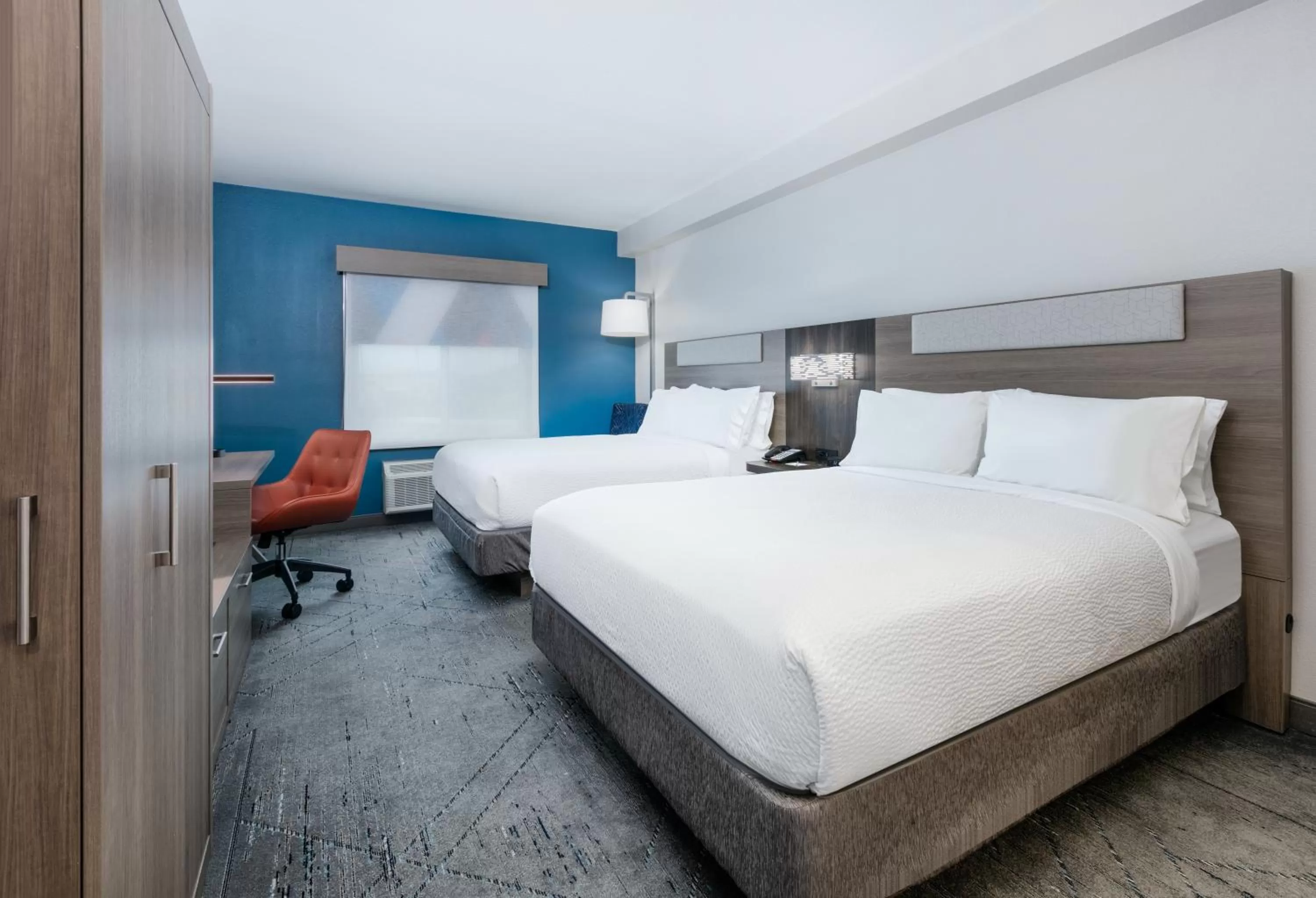 Queen Room with Two Queen Beds - Hearing Accessible/Non-Smoking in Holiday Inn Express & Suites DALLAS PARK CENTRAL NORTHEAST by IHG