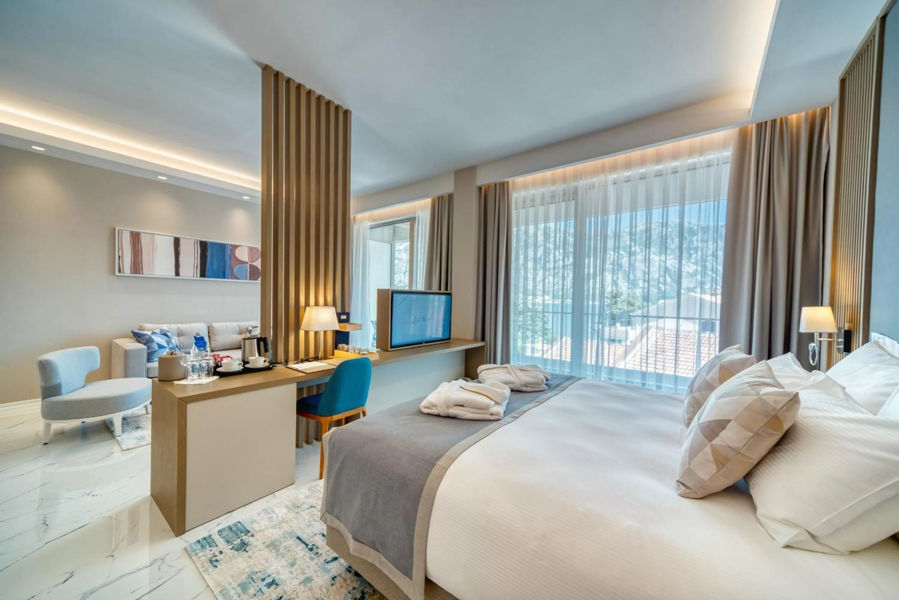 Deluxe King Room with Sea View in Hyatt Regency Kotor Bay Resort