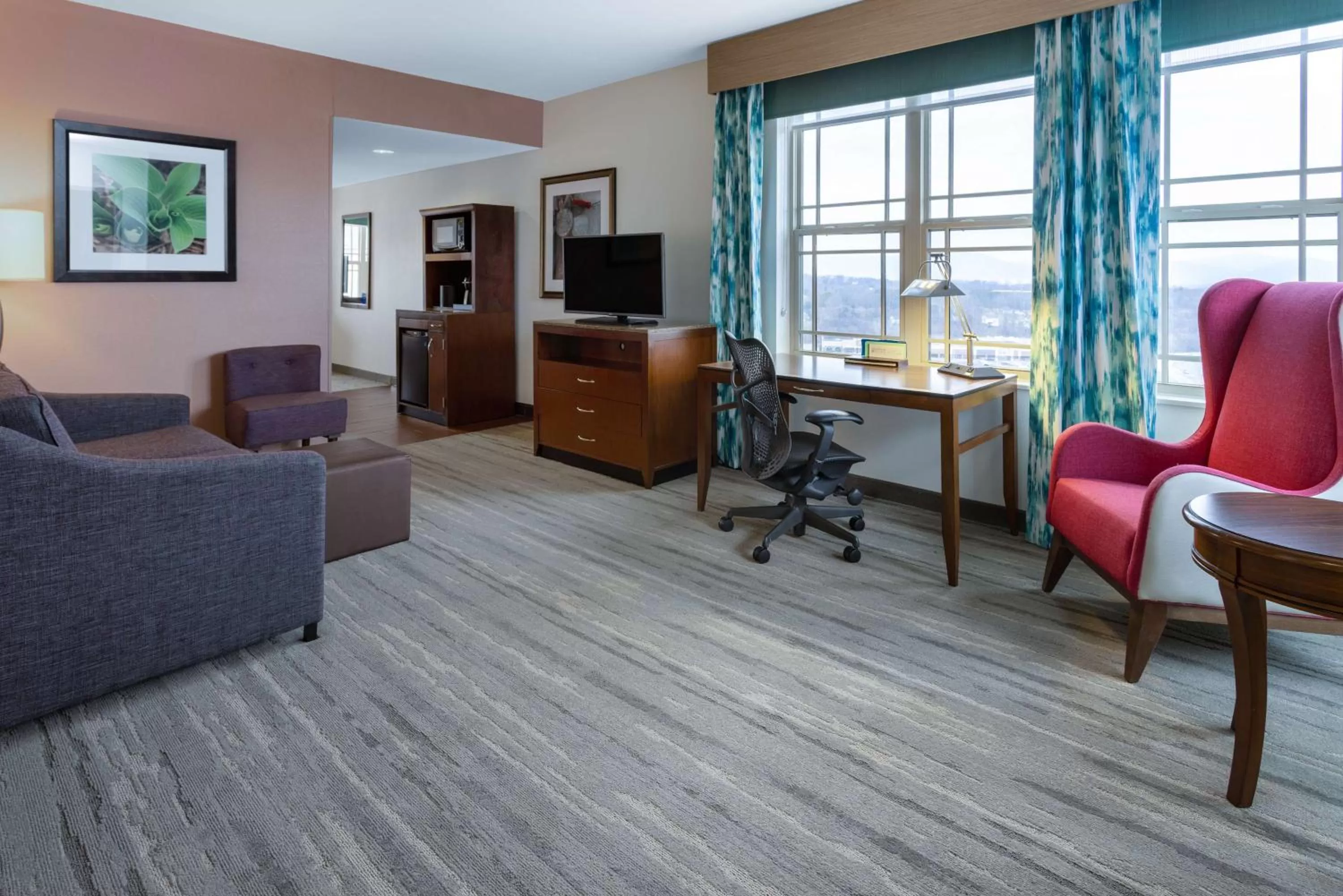 King Meeting Suite in Hilton Garden Inn Roanoke