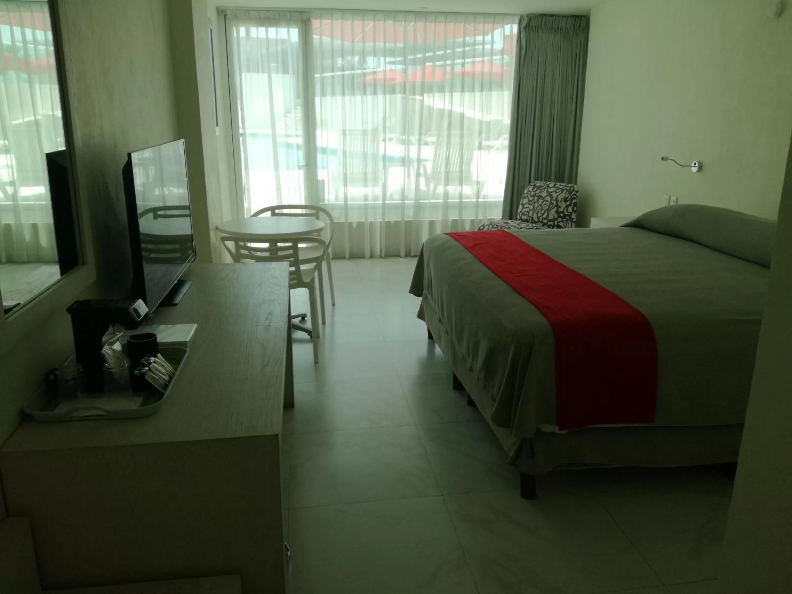 King Room with Pool View in We Hotel Acapulco