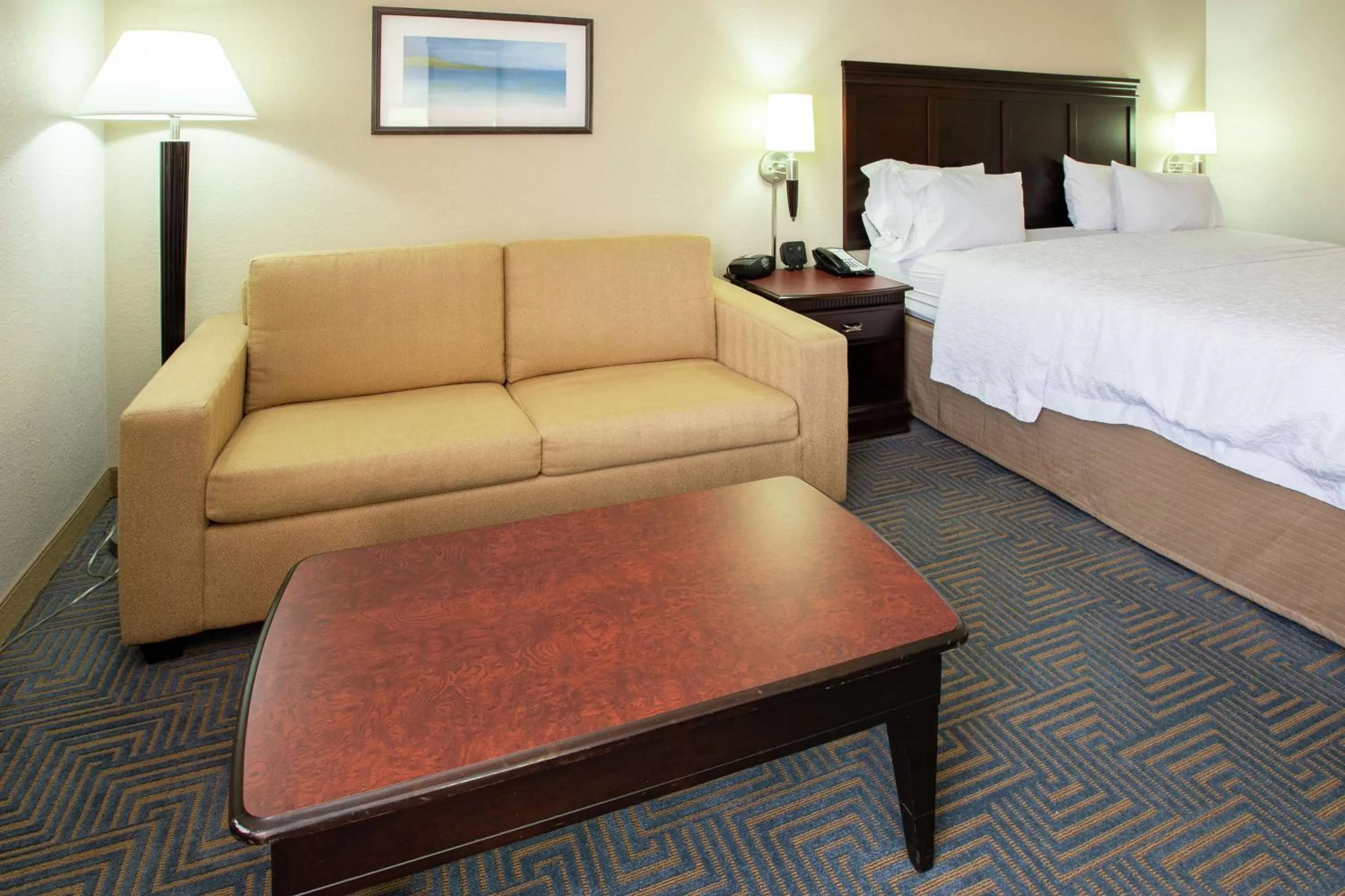 King Room with Sofa Bed and Study - Non-Smoking in Hampton Inn Elizabethtown