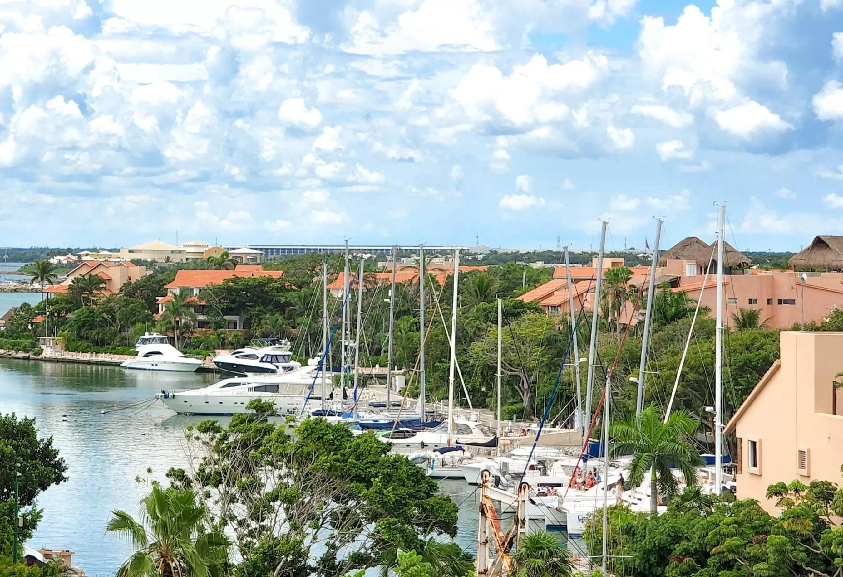 Preferred Club Marina View King (DXKPS) in Dreams Aventuras Riviera Maya - All Inclusive