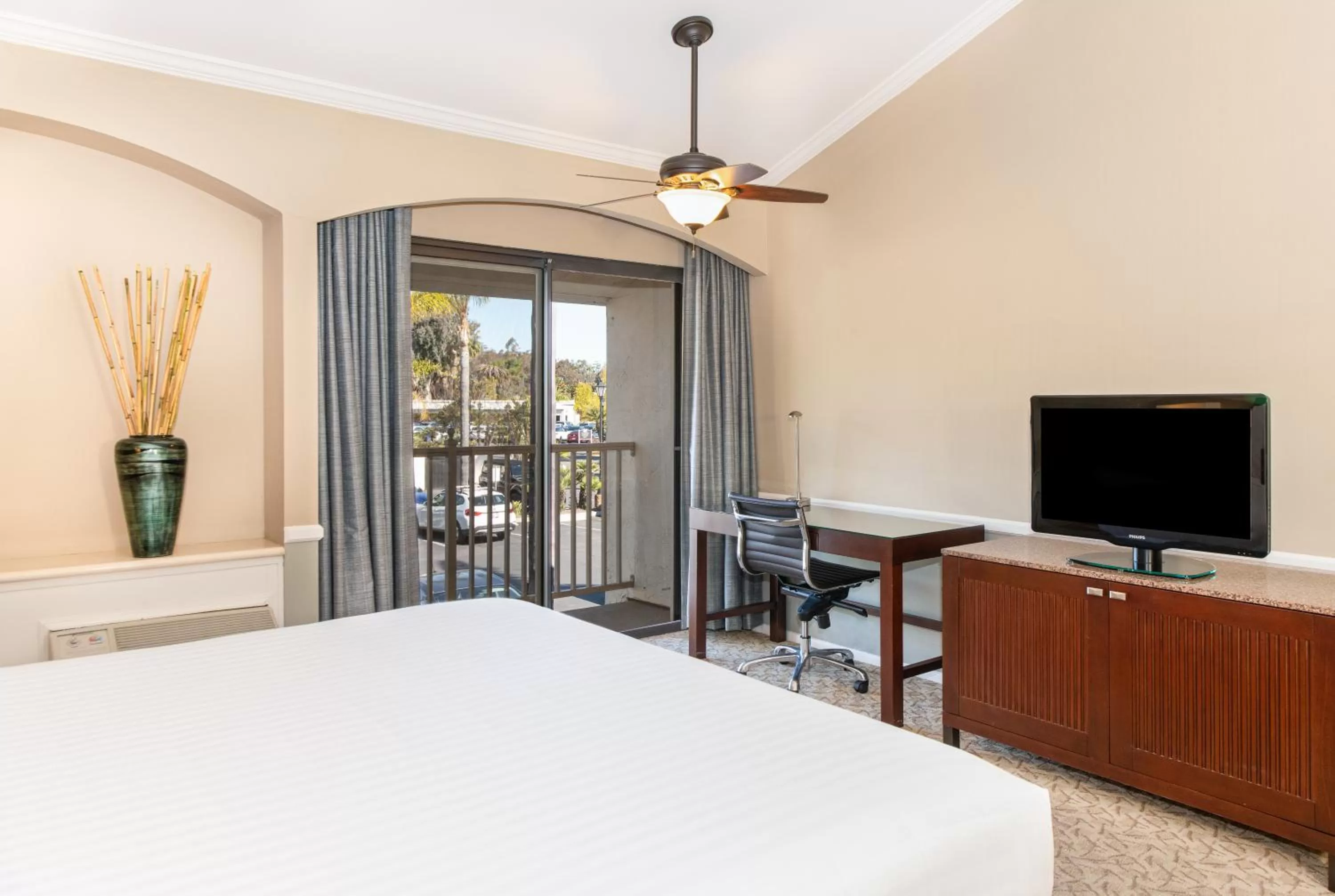 King Room in Morgan Run Resort