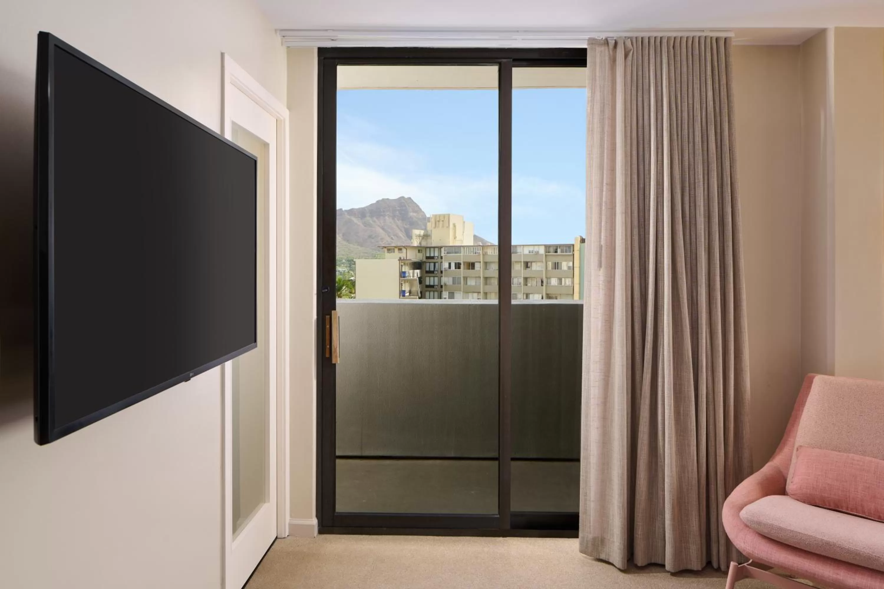 Corner Ocean View King with Balcony in Hotel Renew