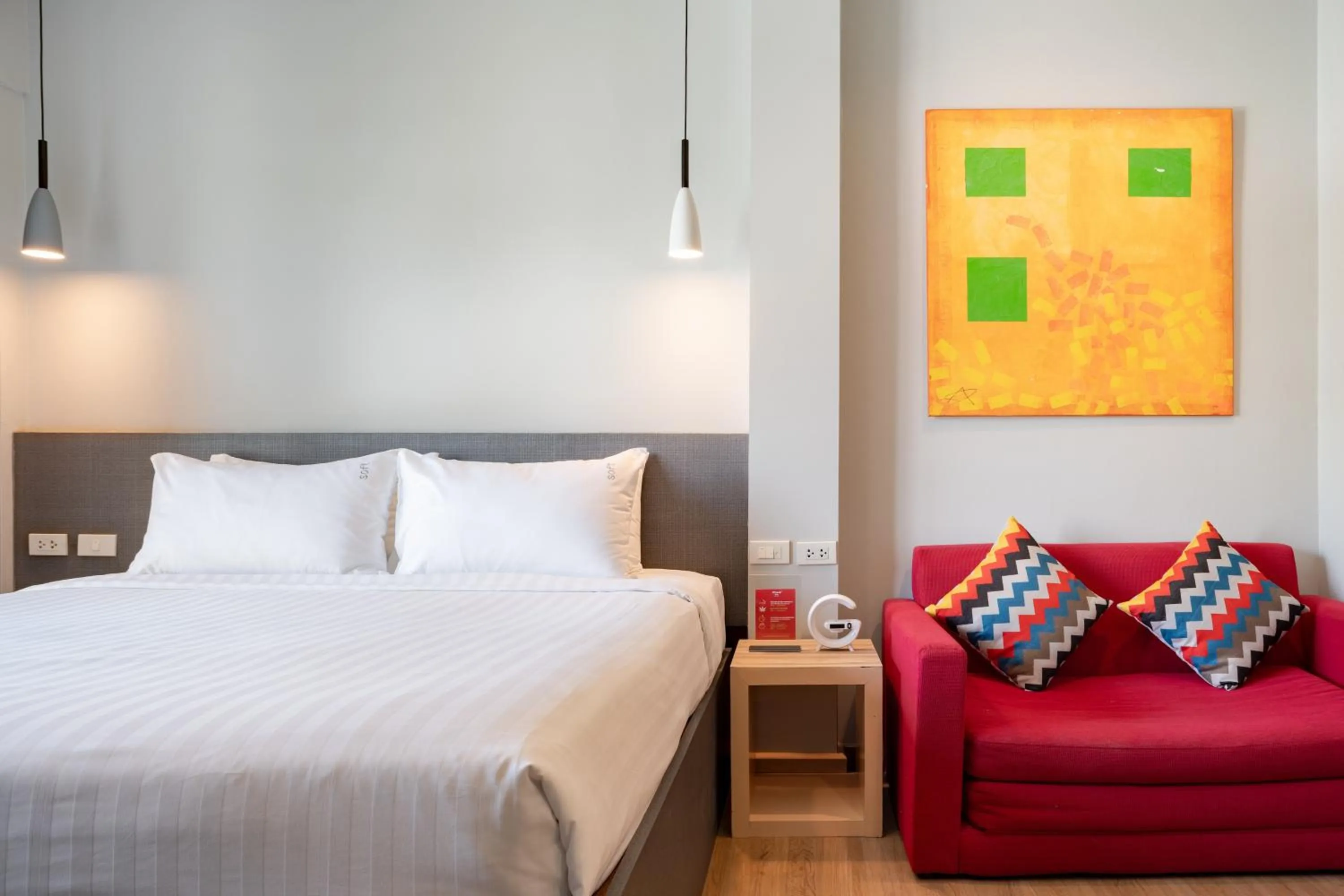 Premier Double Room in iCheck inn Gems Center Silom