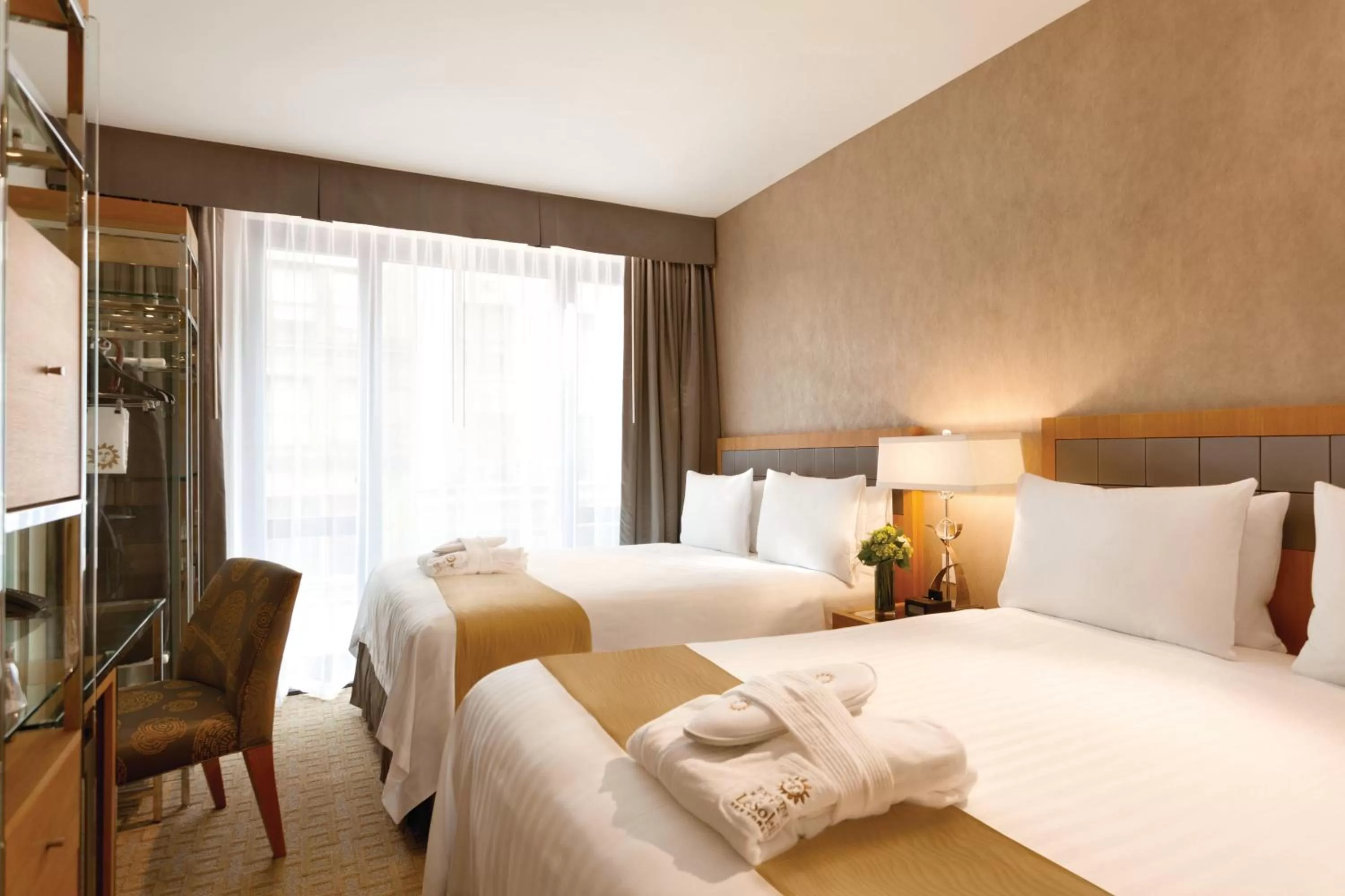 Executive Room with Two Queen Beds in Executive Hotel Le Soleil New York