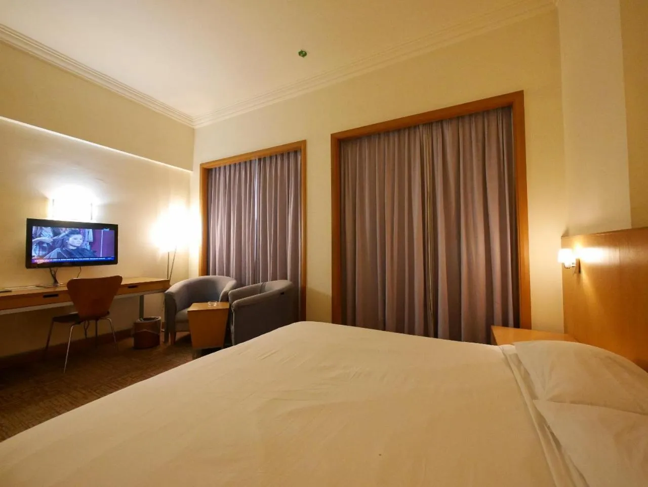 Superior Queen Room in Premier Hotel Sibu