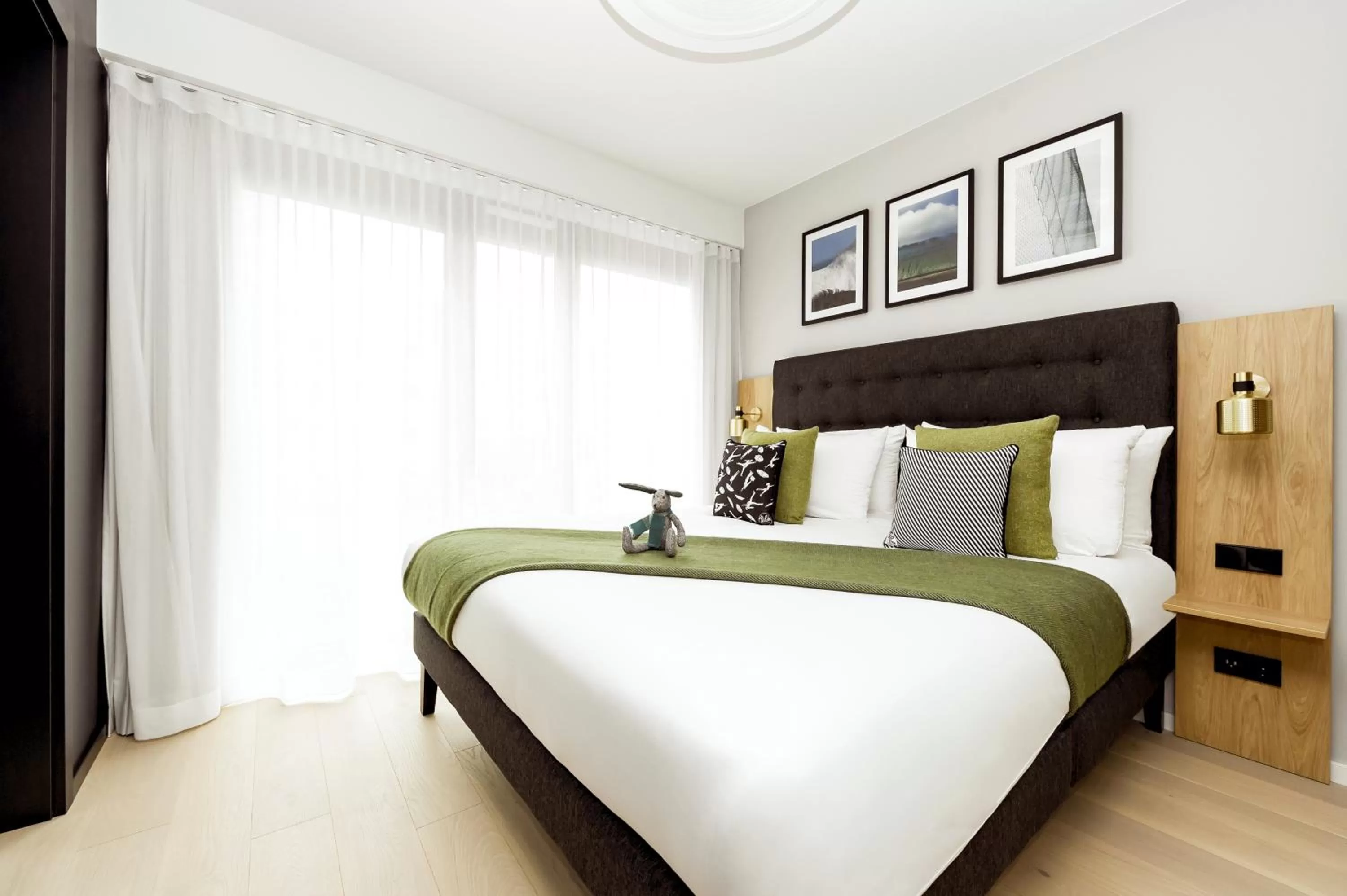 One Bedroom Executive Double in Wilde Aparthotels Berlin, Checkpoint Charlie