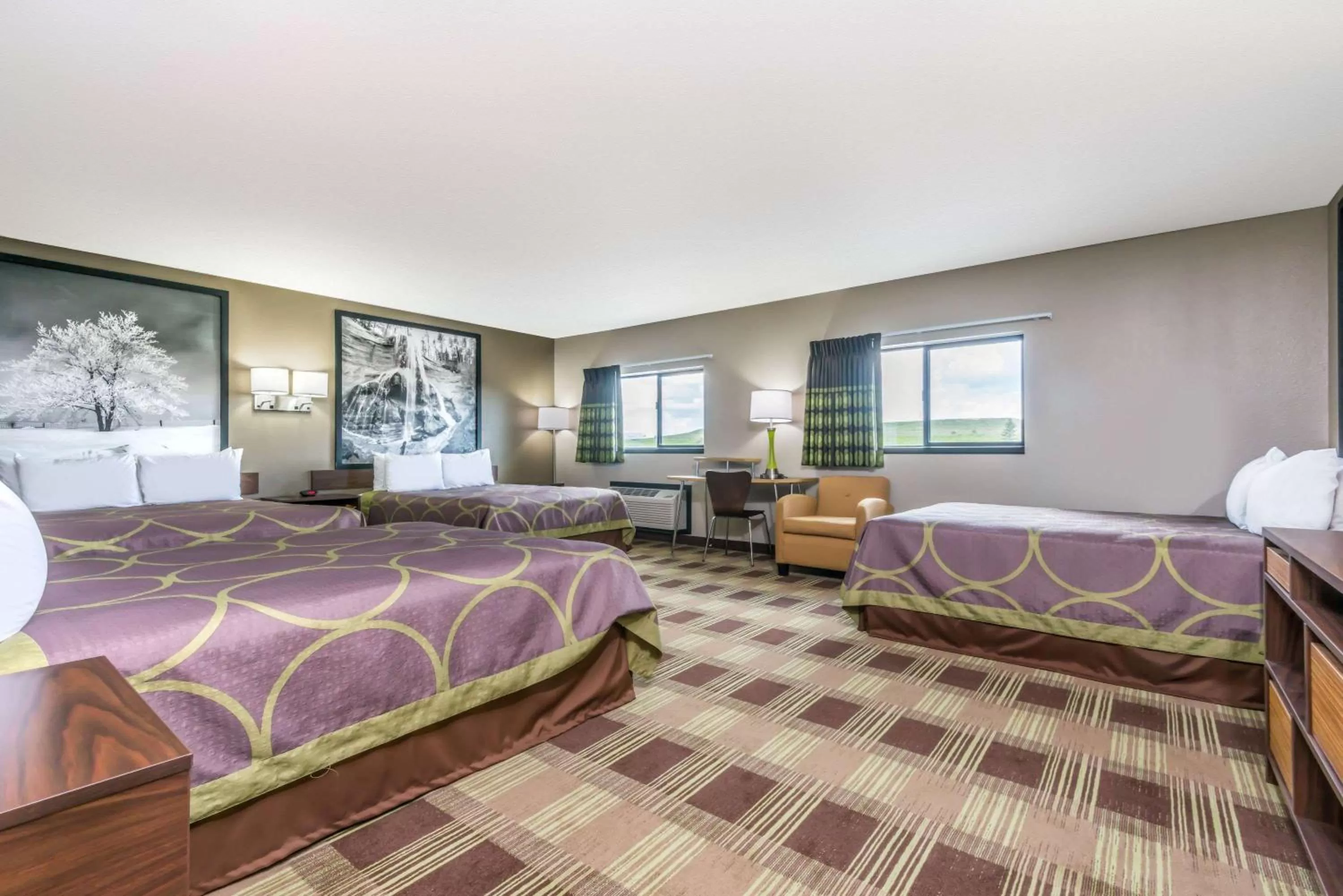 Queen Room with Four Queen Beds - Non-Smoking in Super 8 by Wyndham Kimball