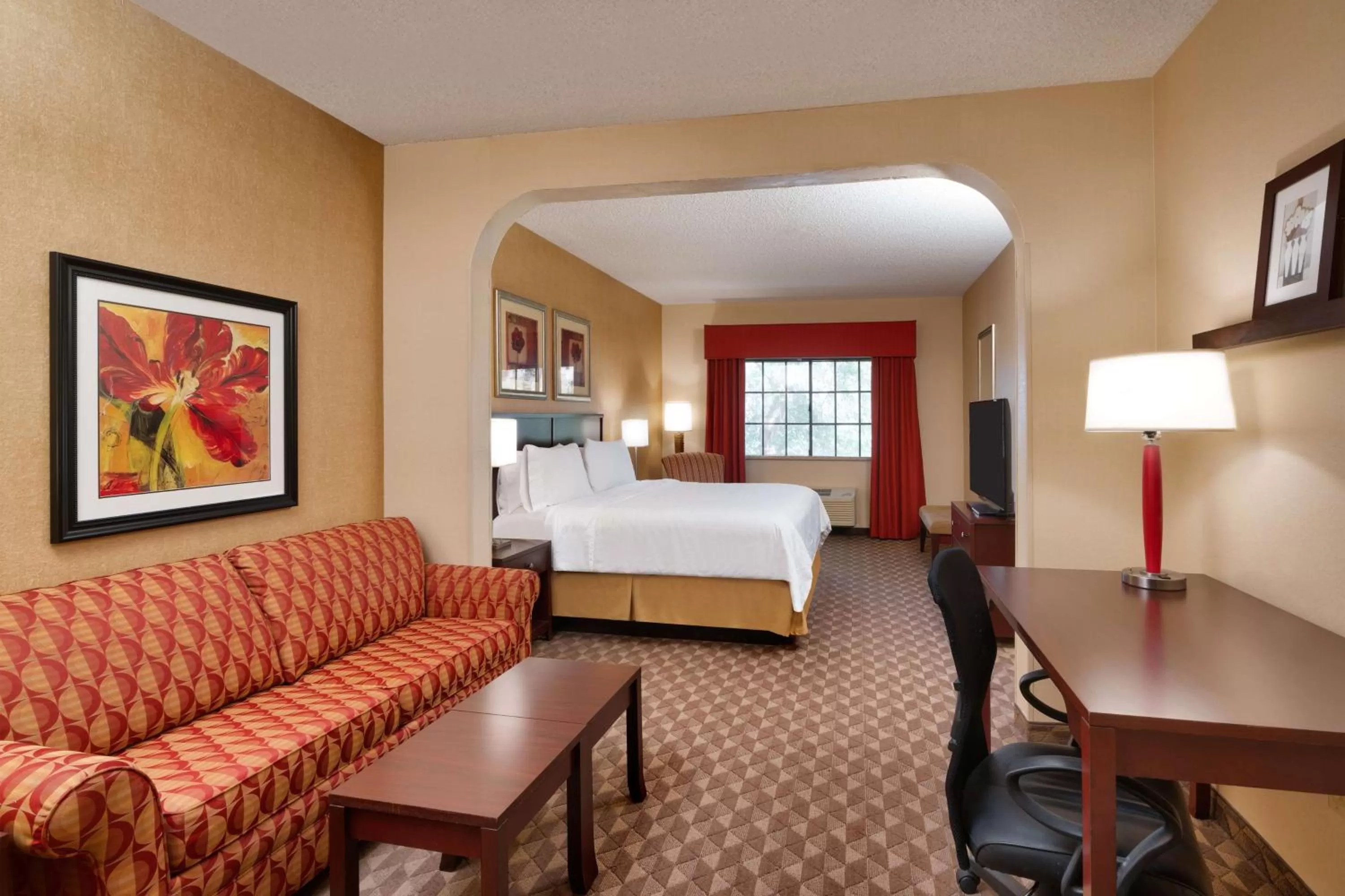 King Suite with Sofa Bed in Best Western Downtown Phoenix