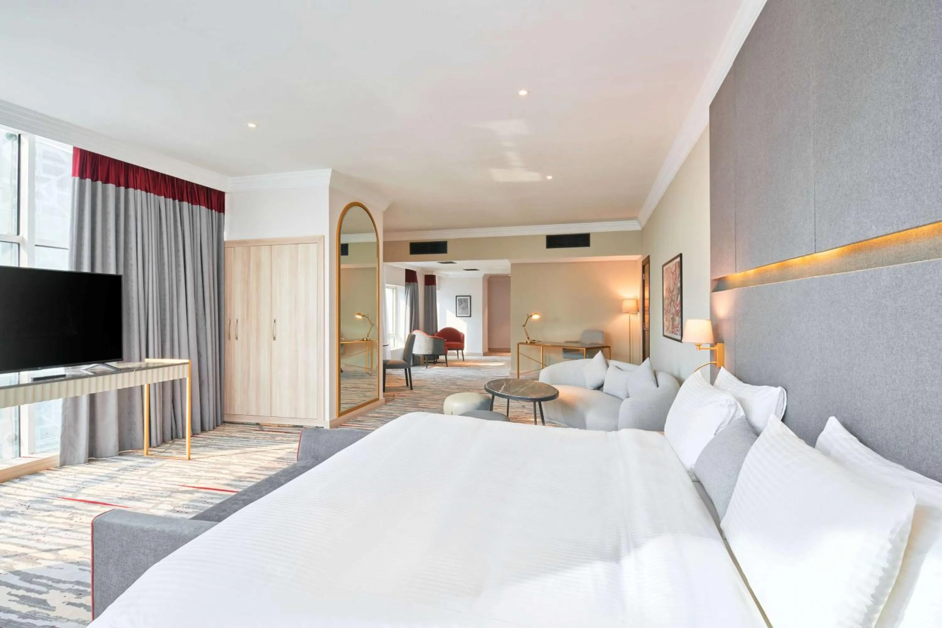 Chic King Room with Mobility Access, Roll-In Shower with Grab Bars -Non- Smoking in Ramada by Wyndham Doha Old Town