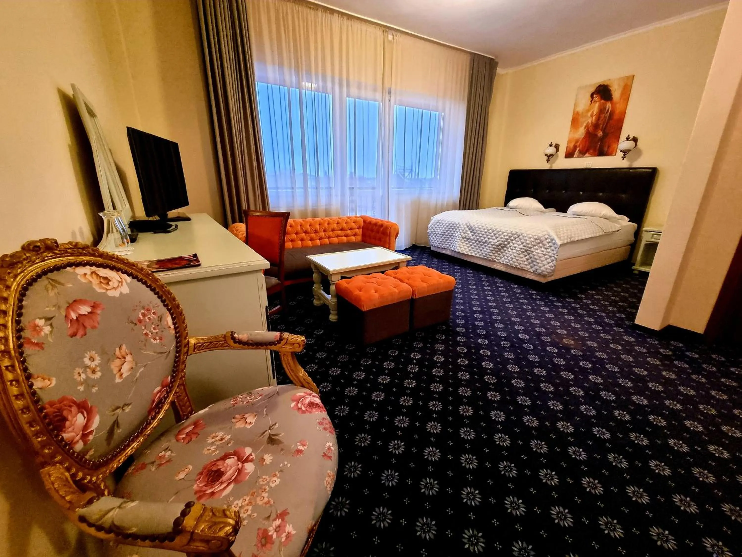 Superior Double Room in Hotel Coandi