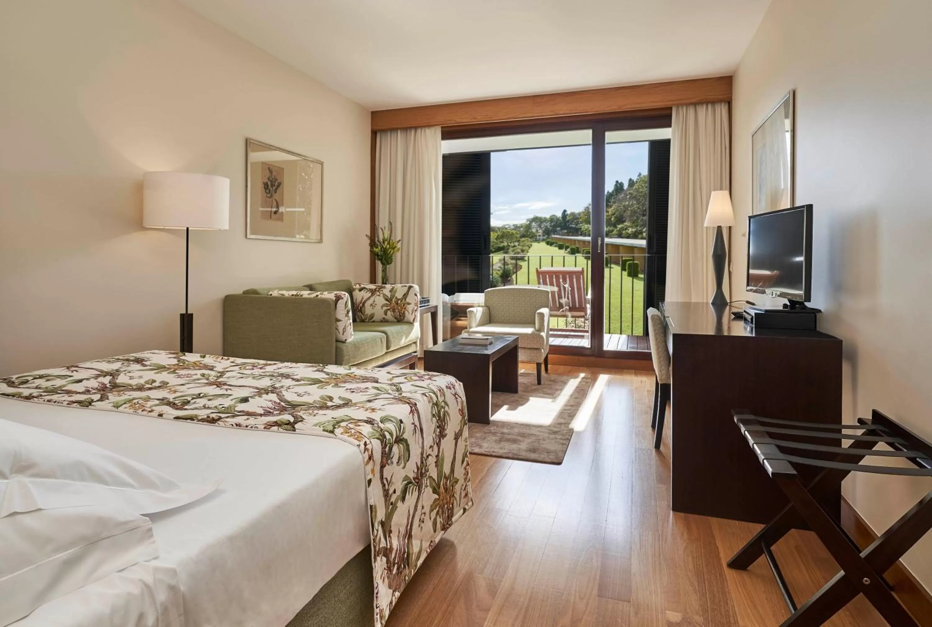 Premium Double Room with Garden View in Quinta da Casa Branca - Small Luxury Hotels of the World
