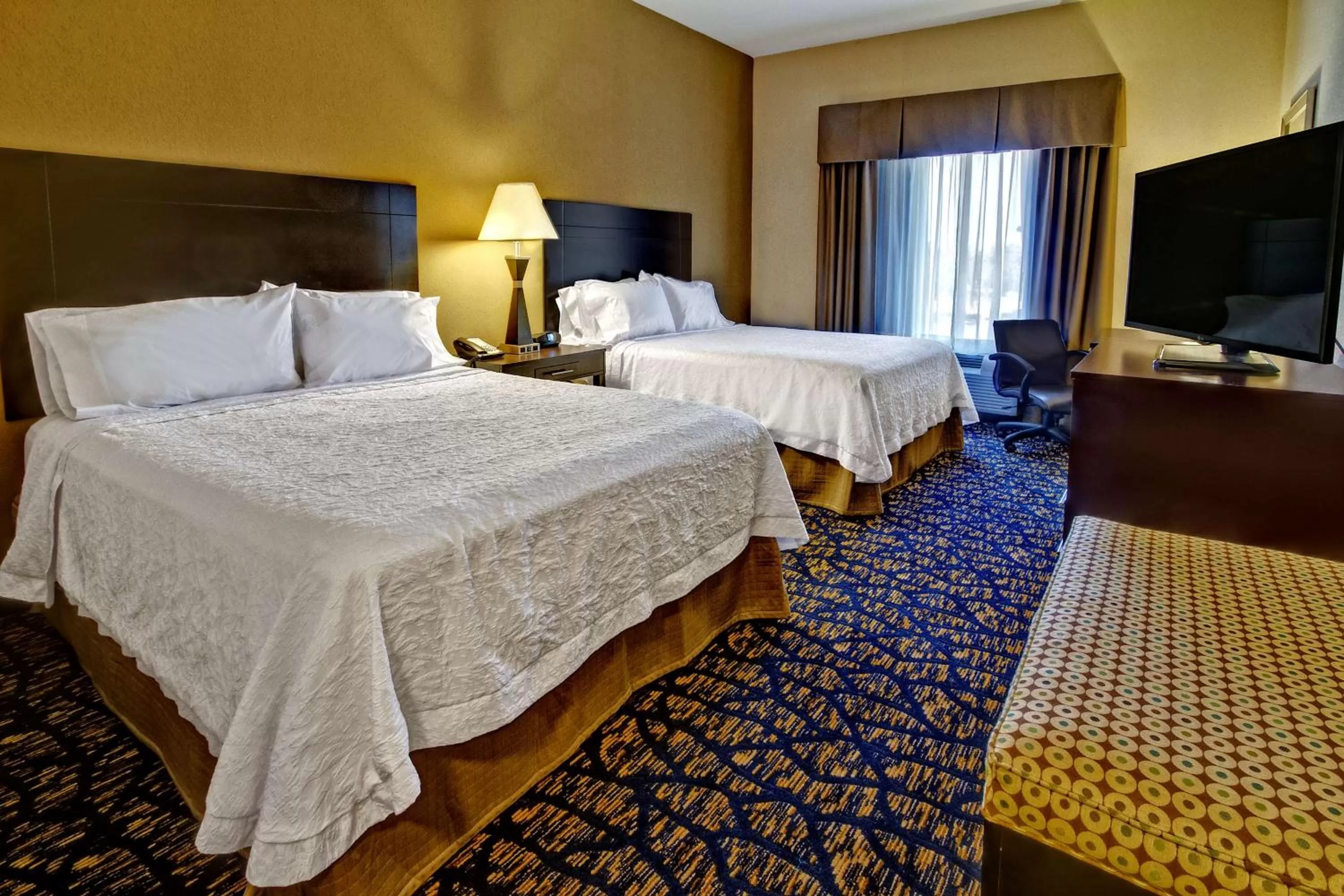 Queen Room with Two Queen Beds (4 Adults) in Hampton Inn Clarksdale, Ms