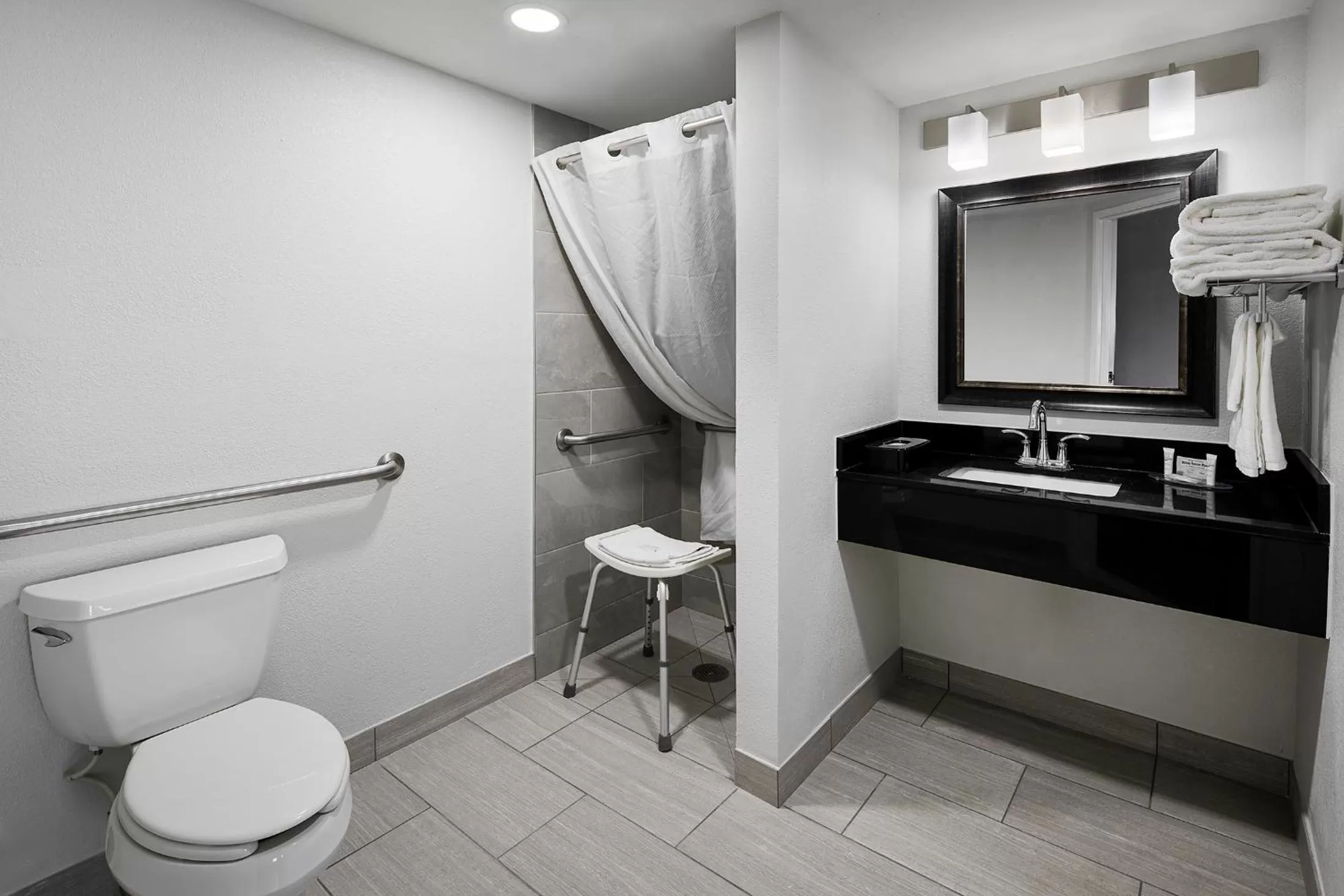 One King Bed Mobility Access, Non-smoking in Inn At Rehoboth