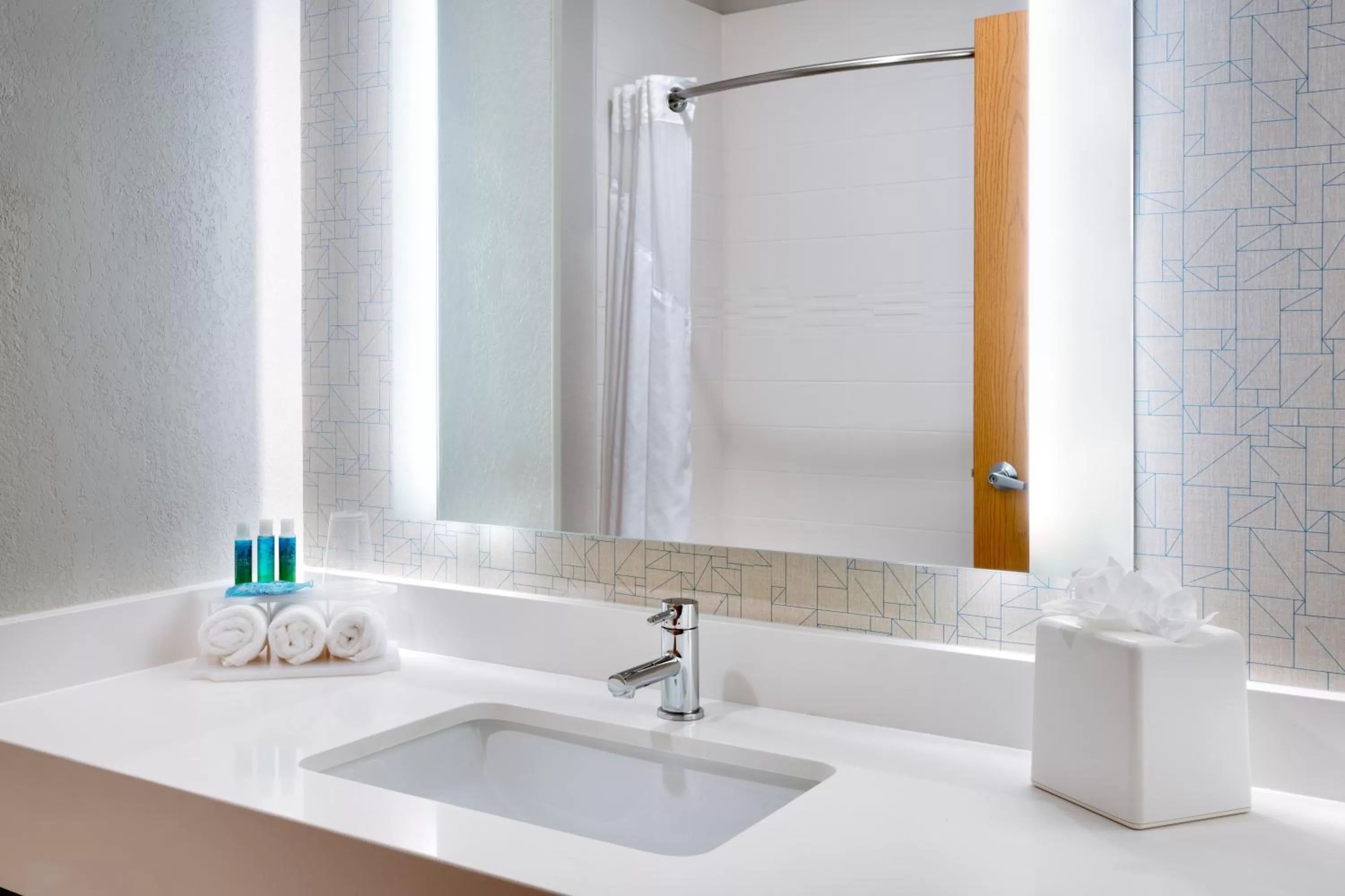 Standard King Room with Sofa Bed in Holiday Inn Express Heber City by IHG