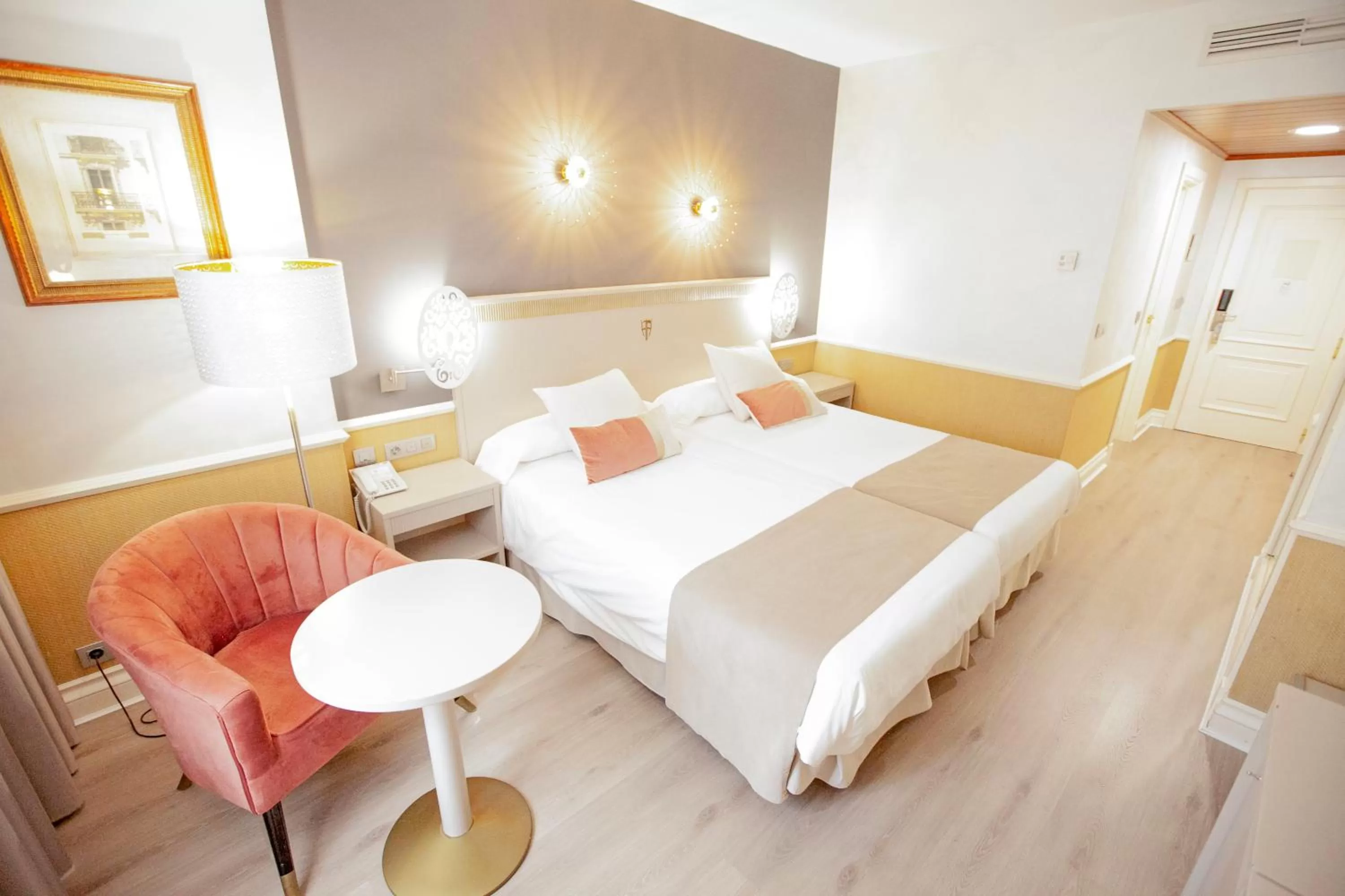 Twin Room in Hotel Alfonso VIII