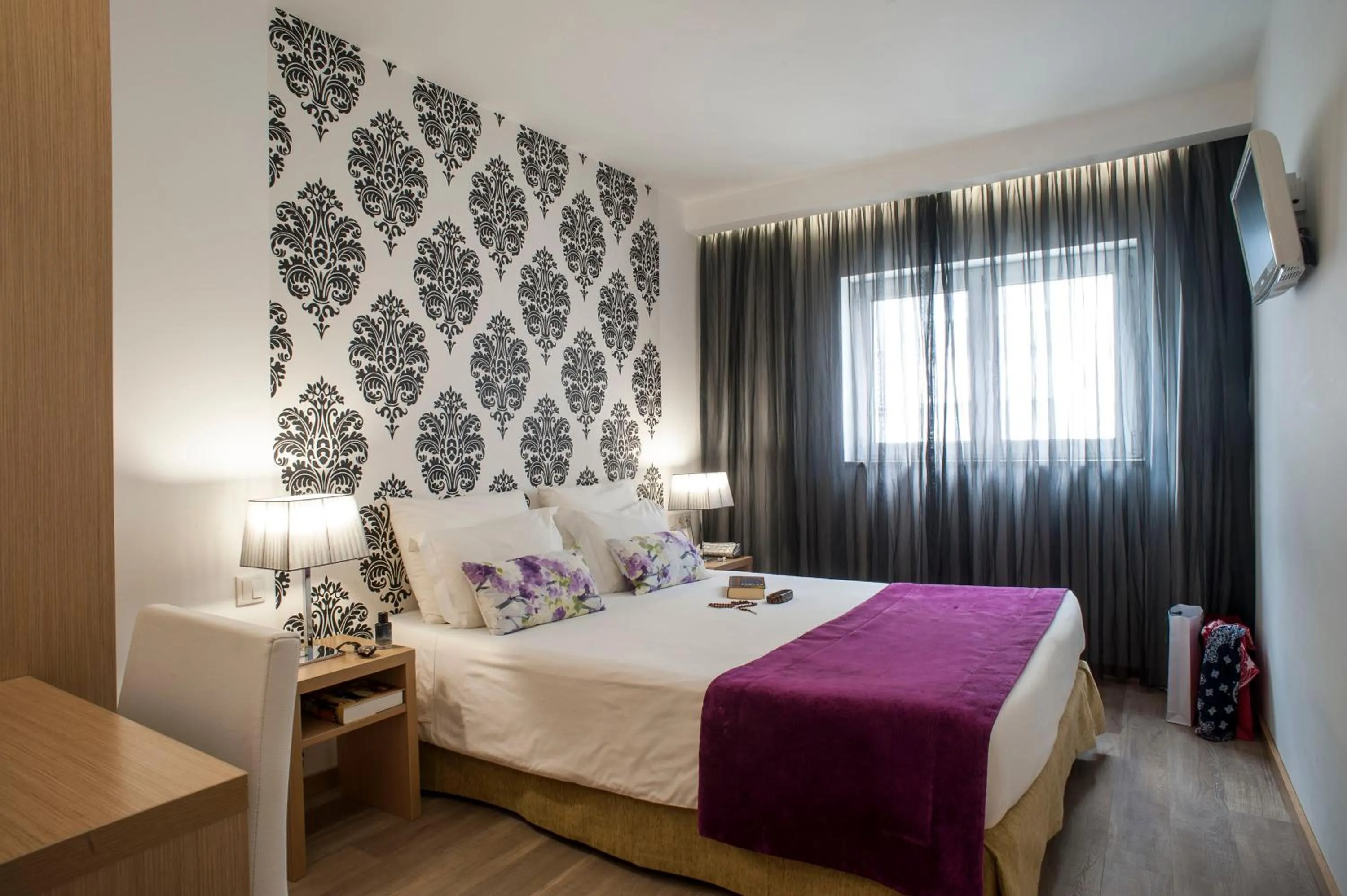 Double or Twin Room in Hotel Genesis