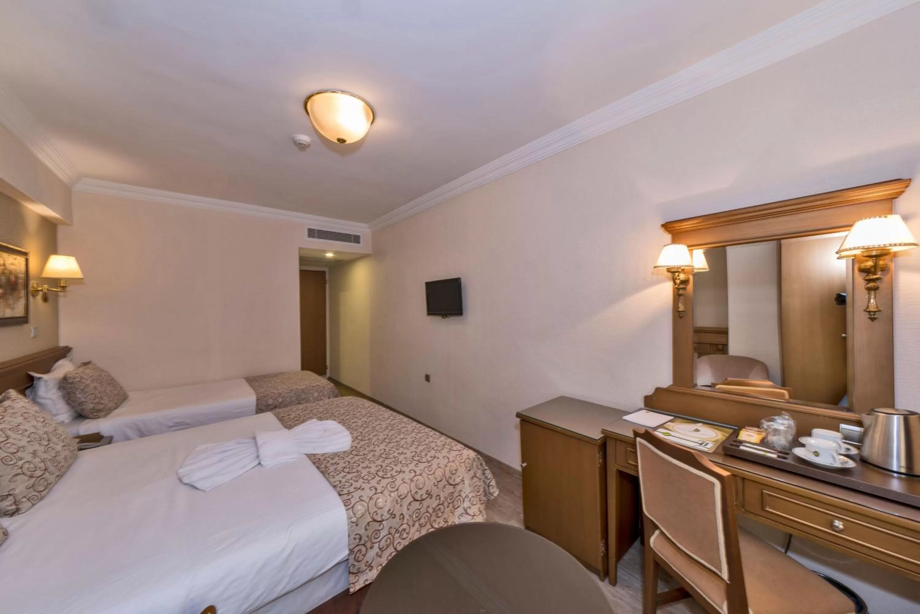 Double or Twin Room in Laleli Gonen Hotel