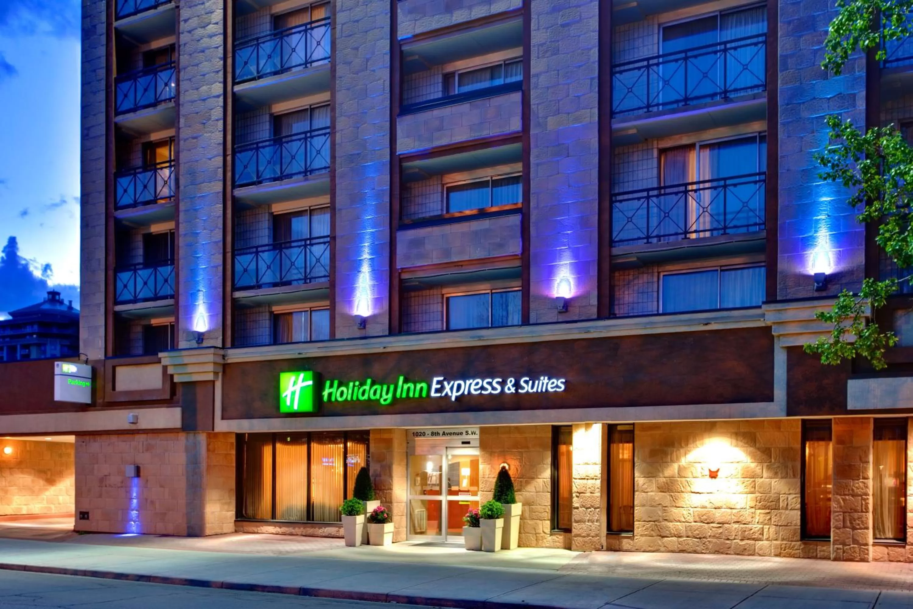Holiday Inn Express and Suites Calgary by IHG