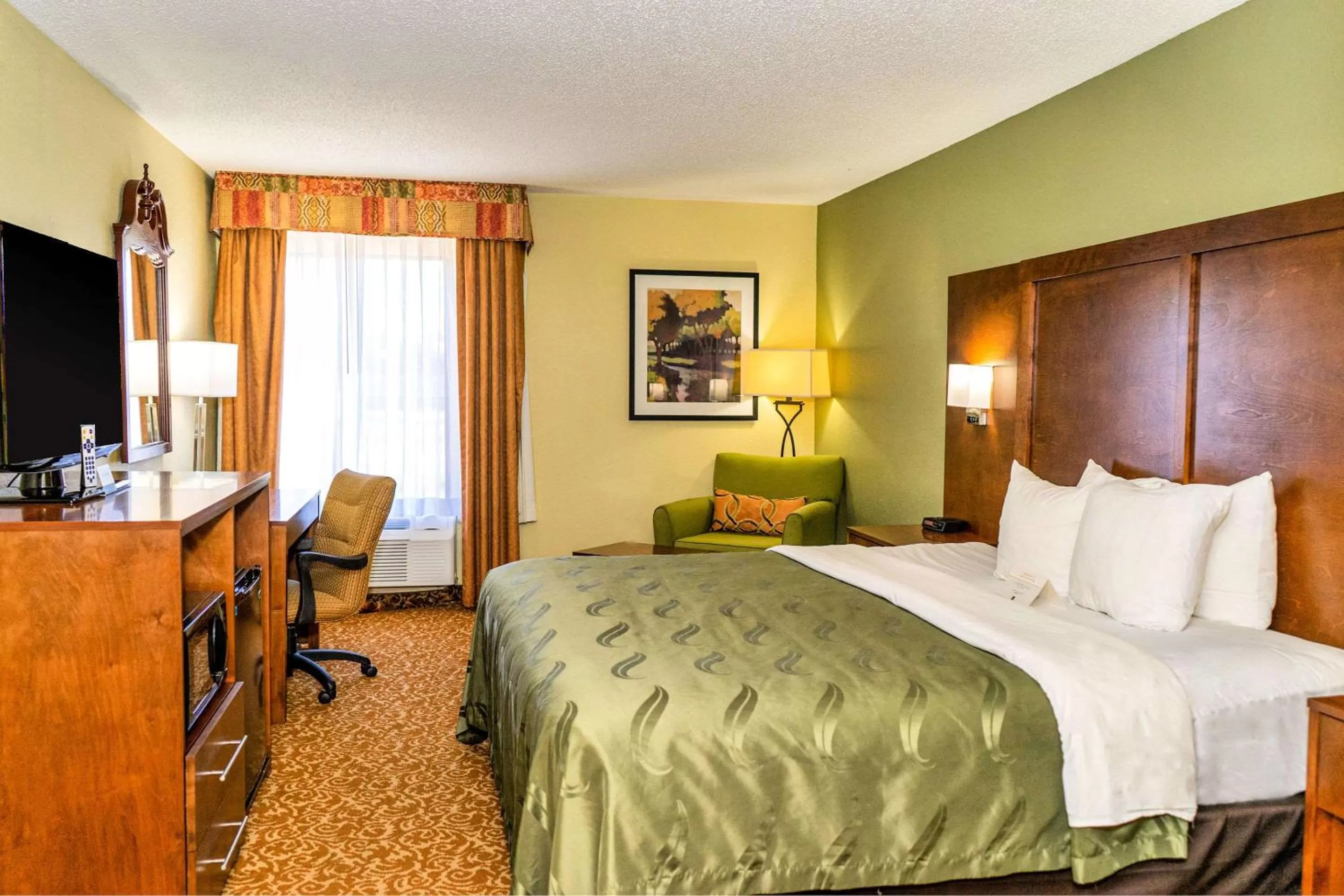 King Room - Non-Smoking in Quality Inn Whiteville North