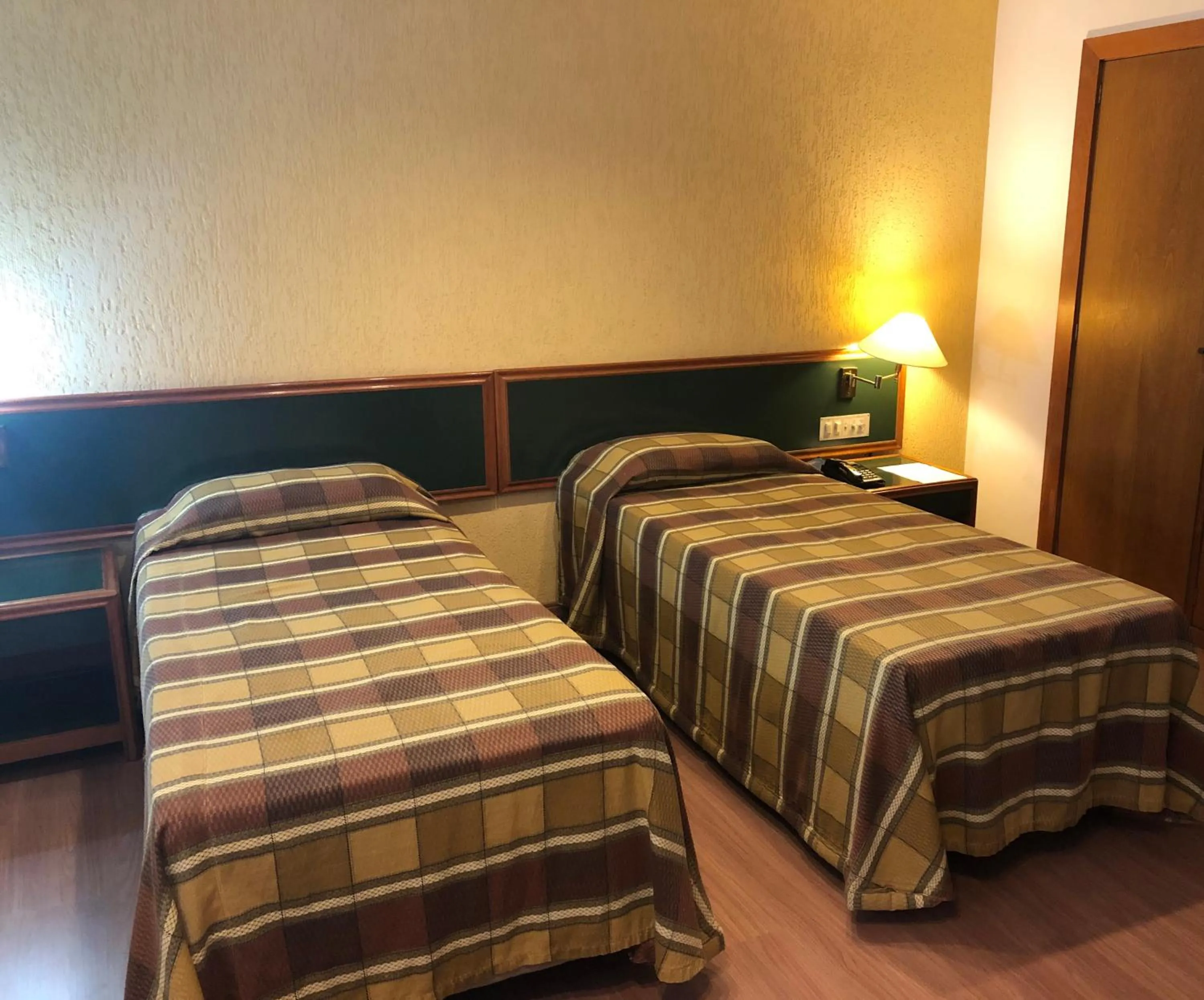 Standard Twin Room - single occupancy in Duomo Park Hotel