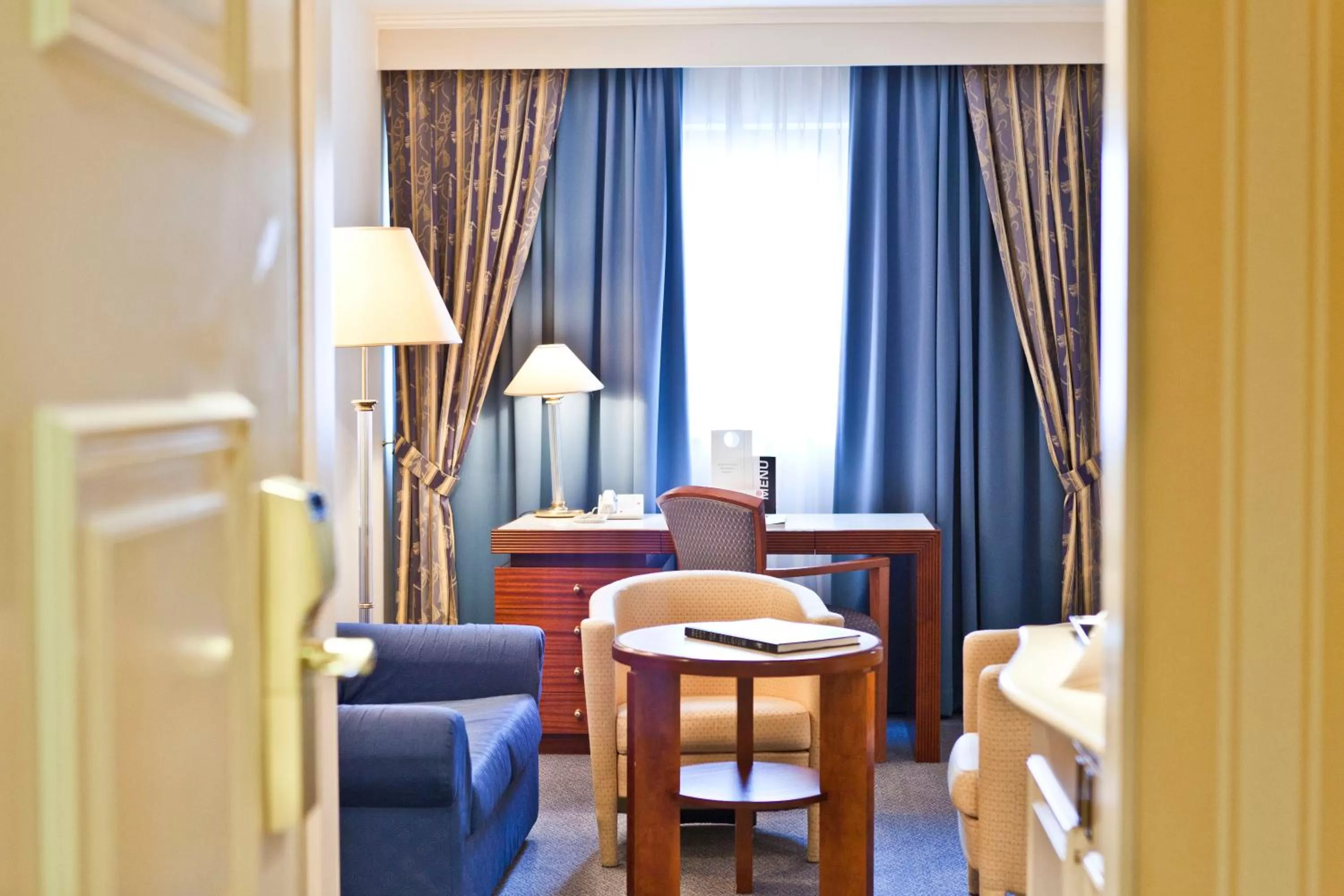 Superior Double or Twin Room in Hotel Le Chatelain