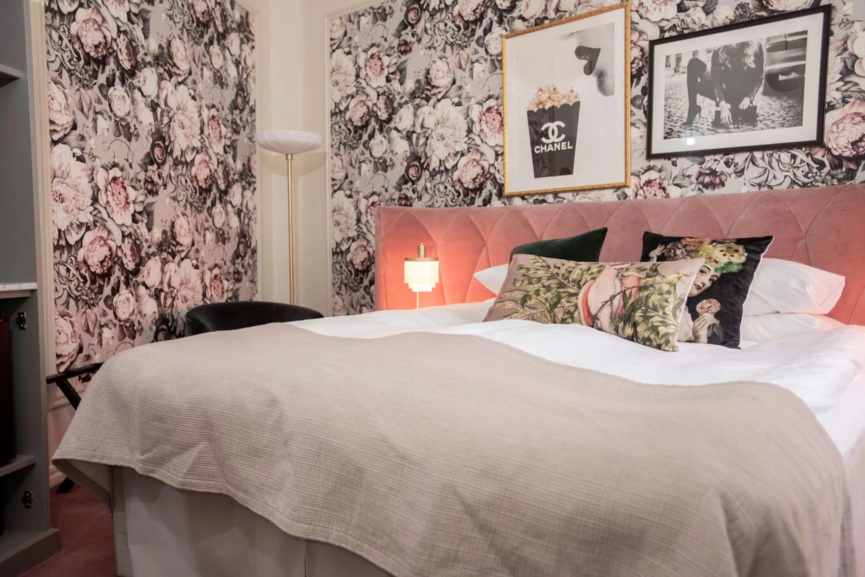 Standard Queen Room in The Vault Hotel, WorldHotels Crafted