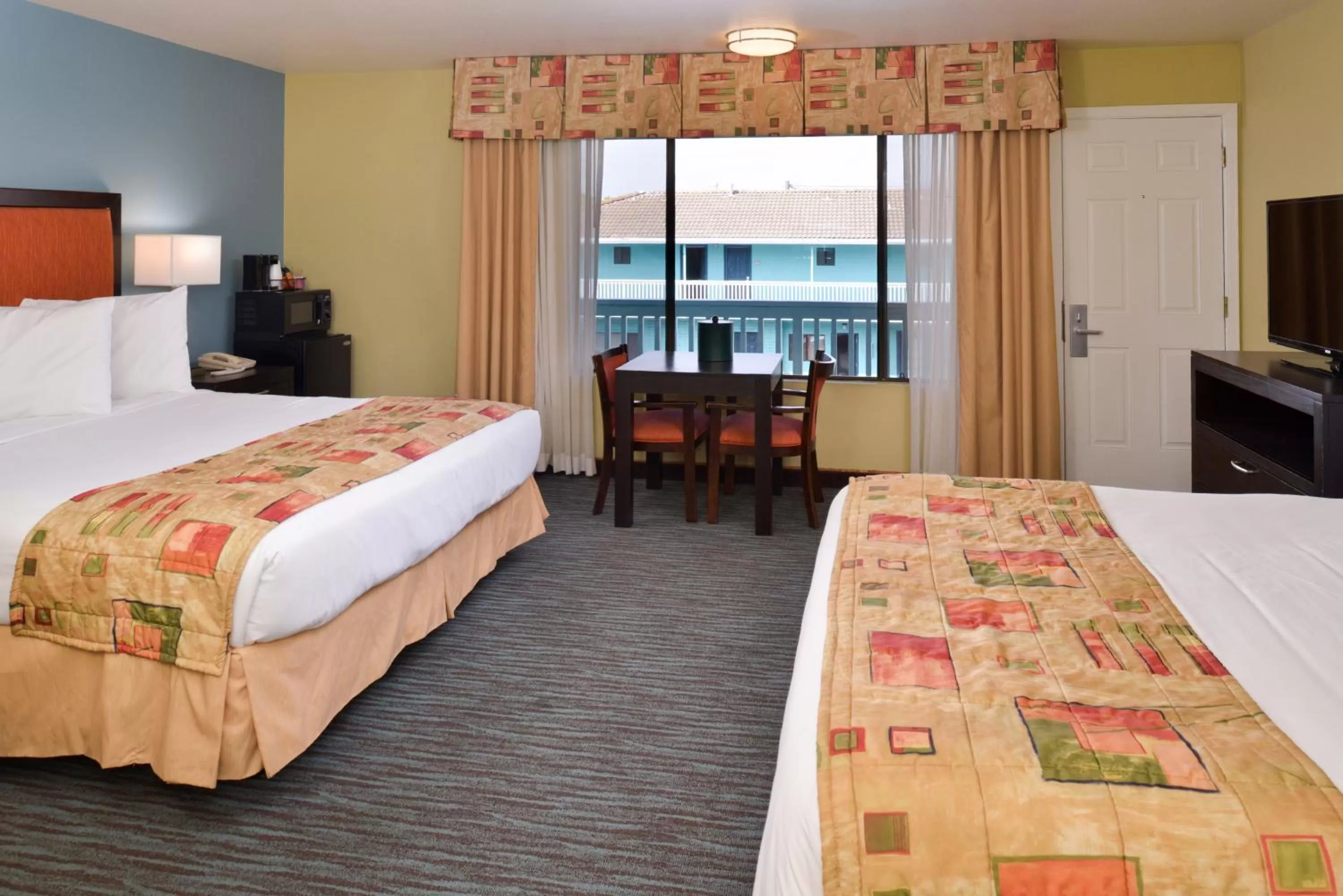 Standard Double Double in Bay View Inn - Morro Bay