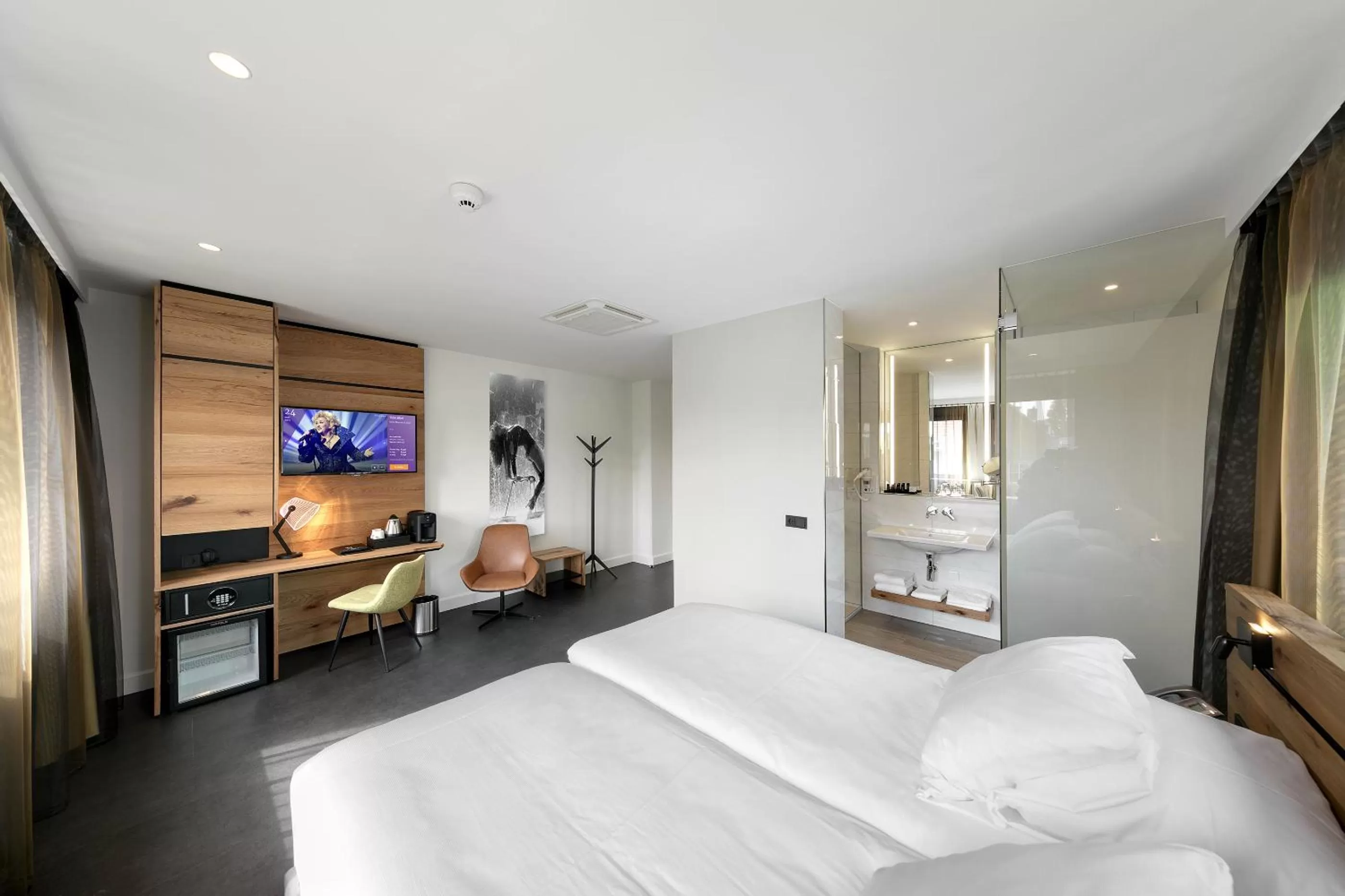 Deluxe Double Room in Theaterhotel Venlo