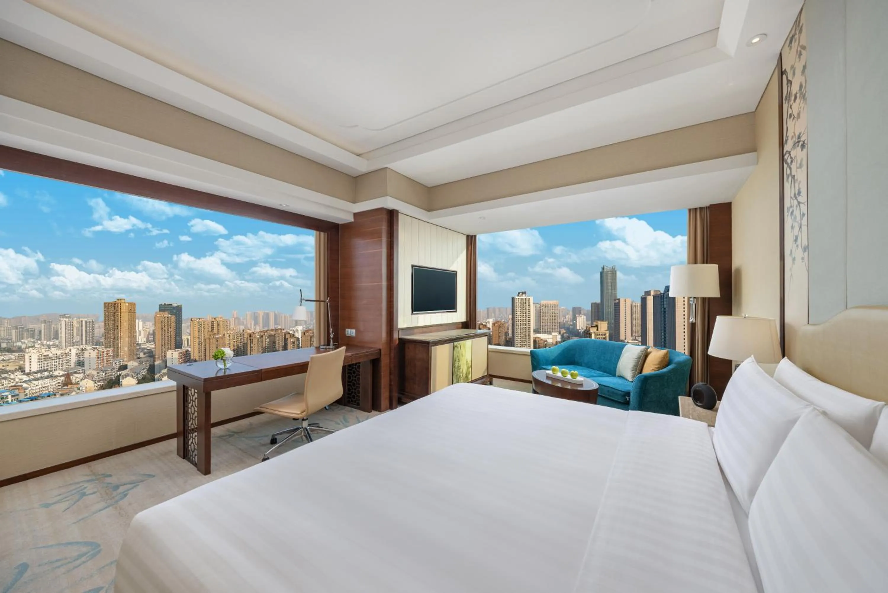 Executive Suite King Room in Shangri-La Hefei
