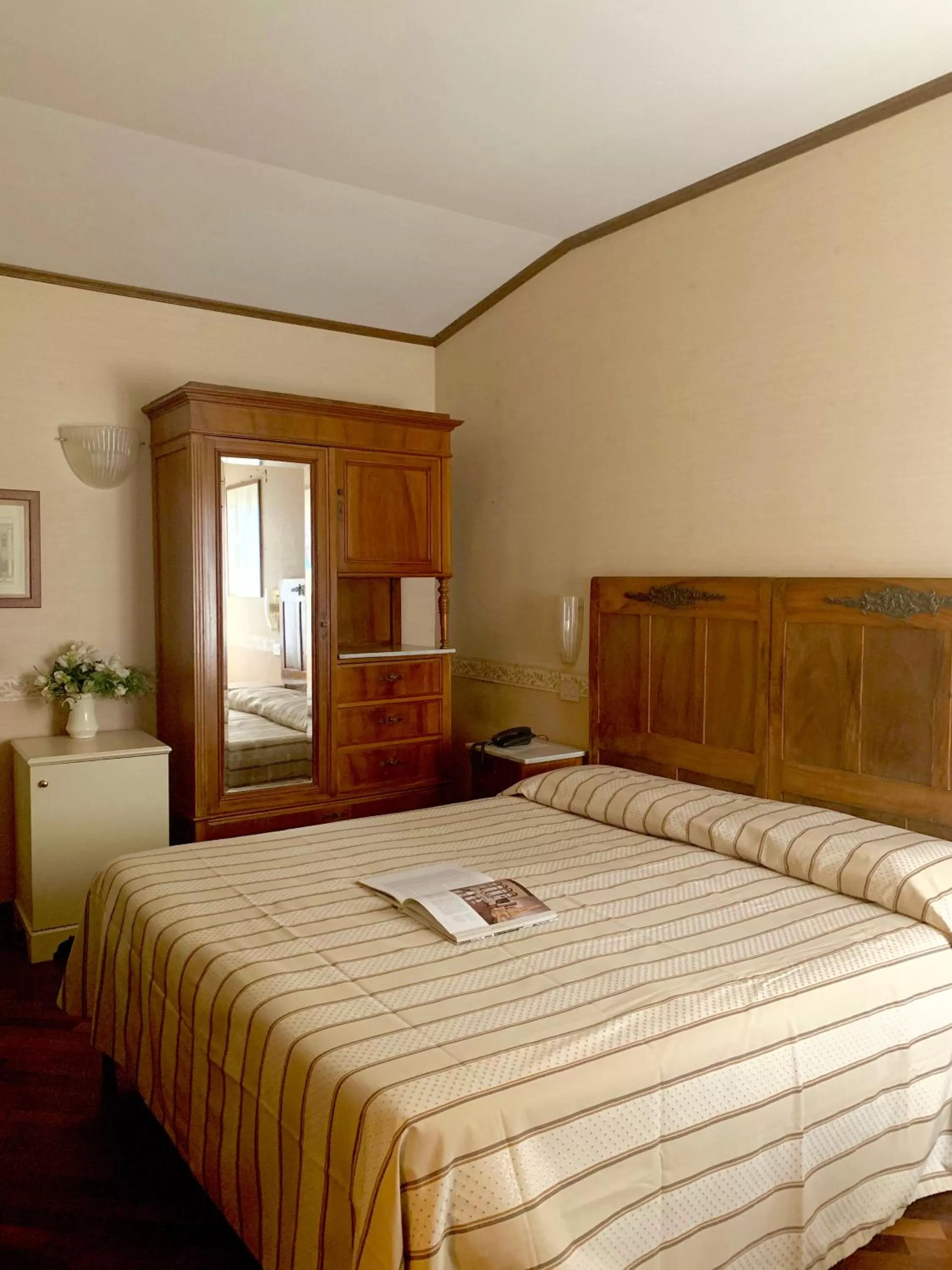 Double or Twin Room in Hotel La Calcina
