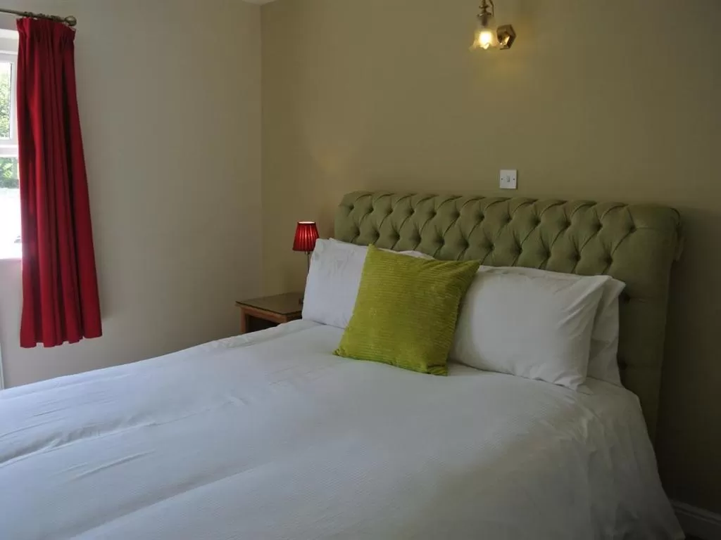 Standard King Room in Wellington Inn