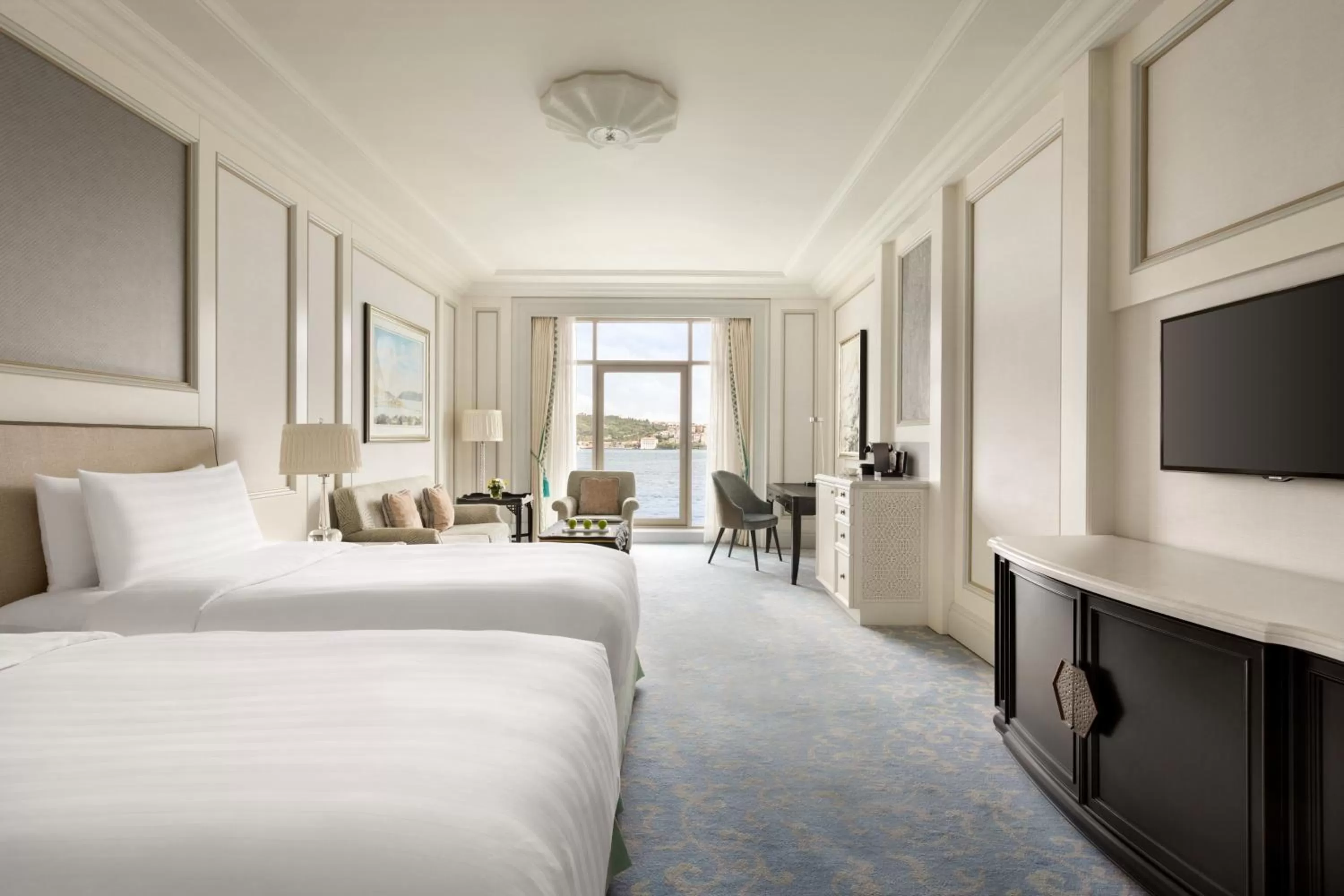 Premier Twin Room with Bosphorus View	 in Shangri-La Bosphorus, Istanbul
