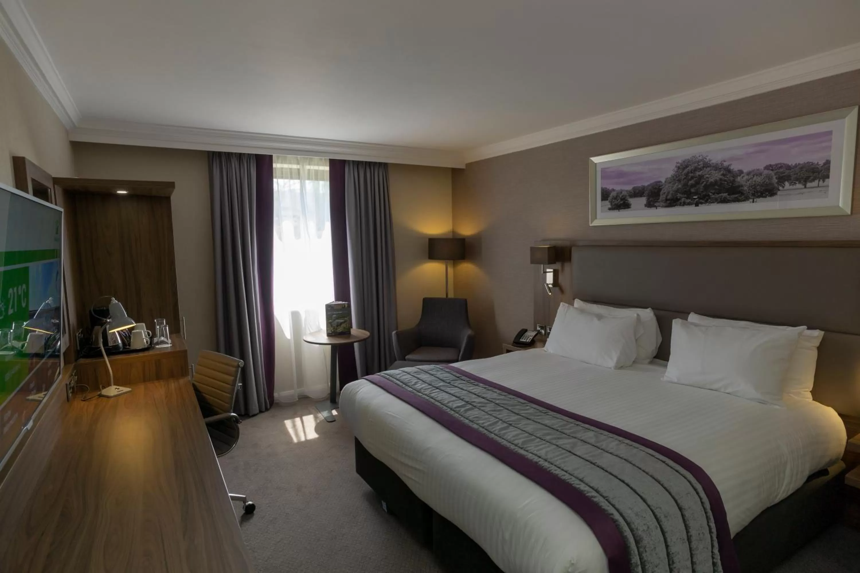 Premium Super King Room in Holiday Inn Nottingham by IHG