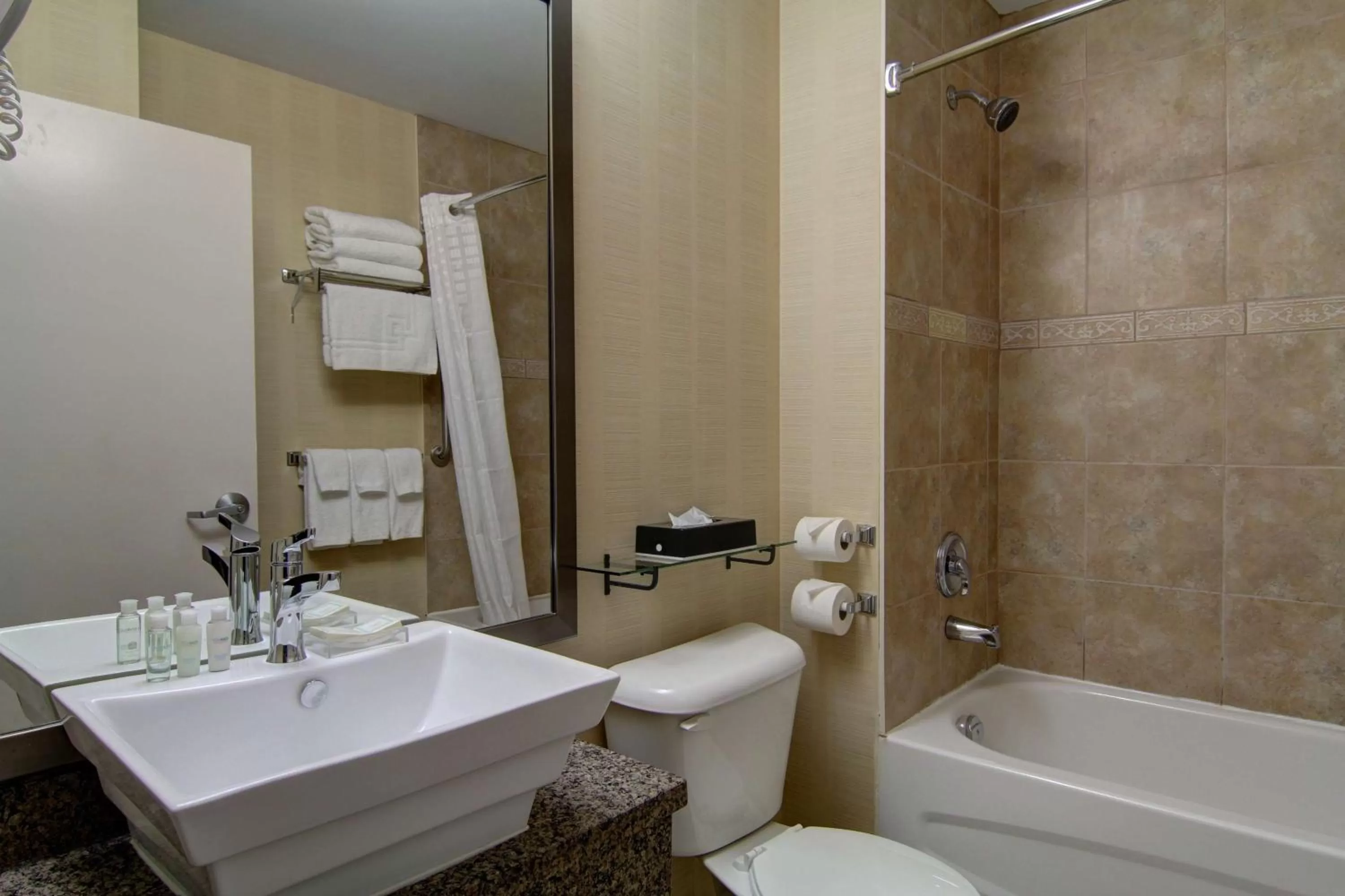 Two-Bedrooms King Suite in Best Western Plus Bowmanville