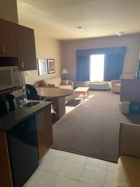 King Studio with Sofa Bed in Clarion Pointe