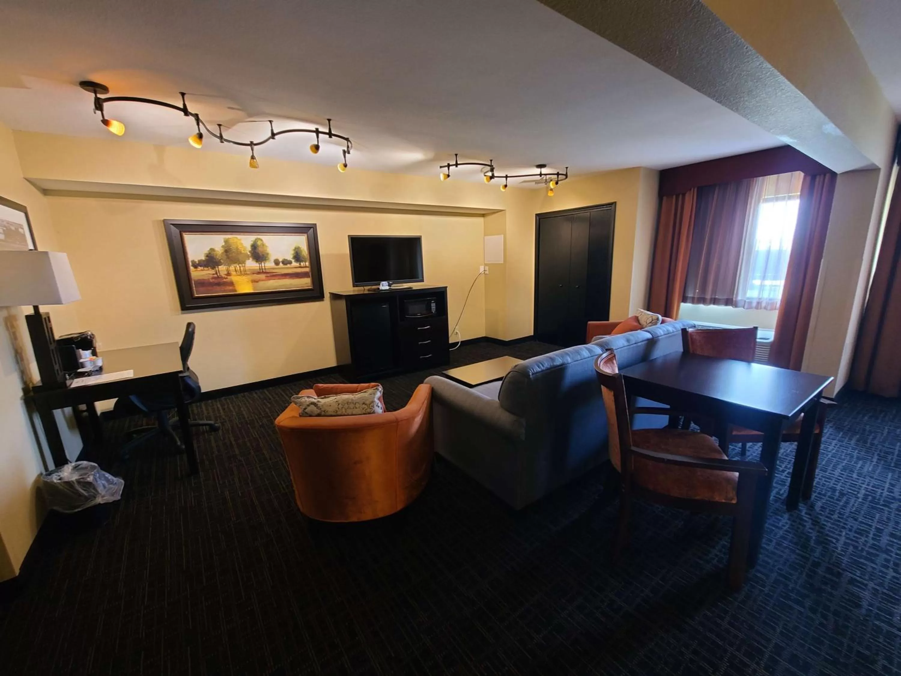 Queen Suite with Two Queen Beds - Smoking in Best Western Plus North Platte Inn & Suites