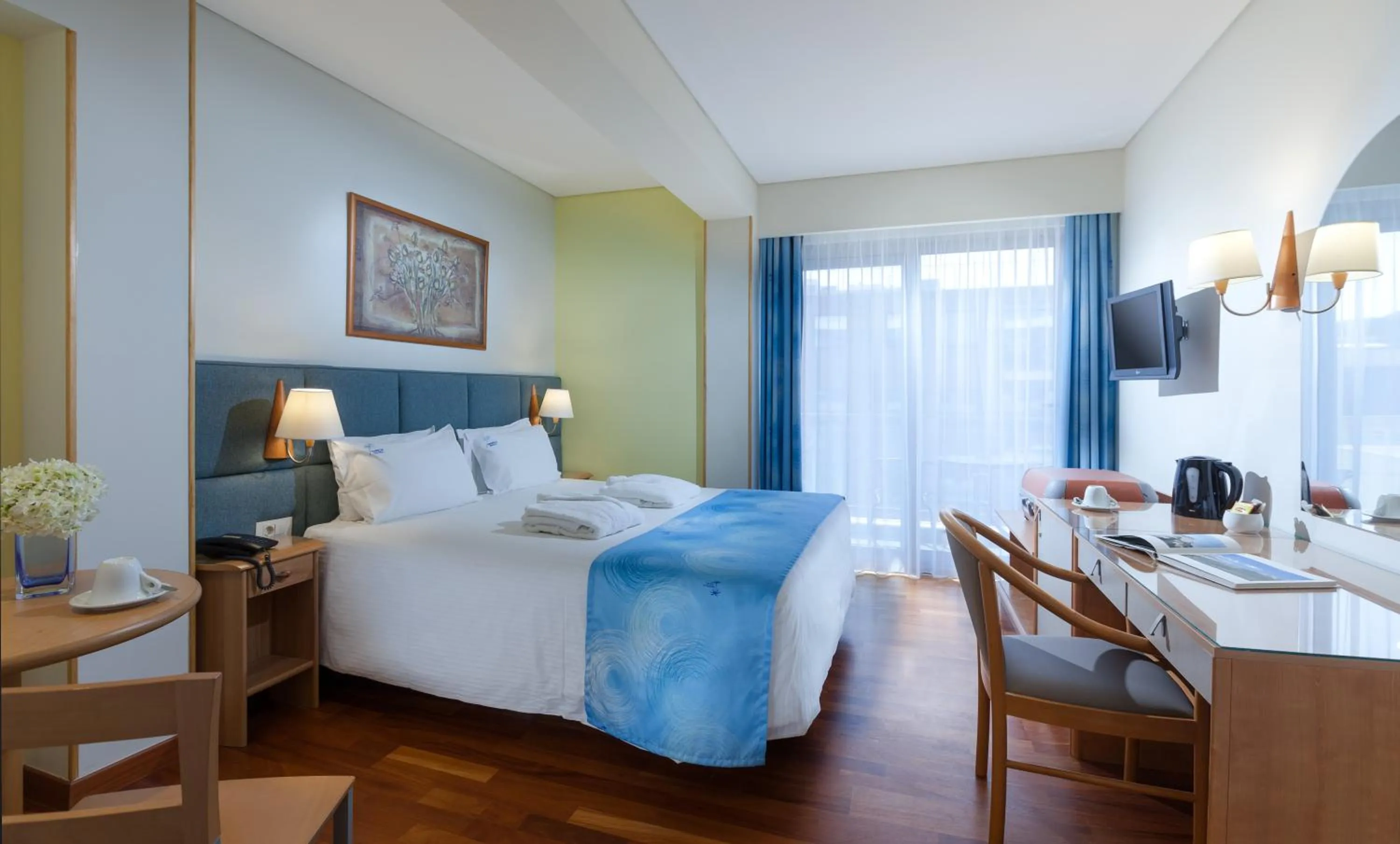 Standard Double Room in Tropical Hotel