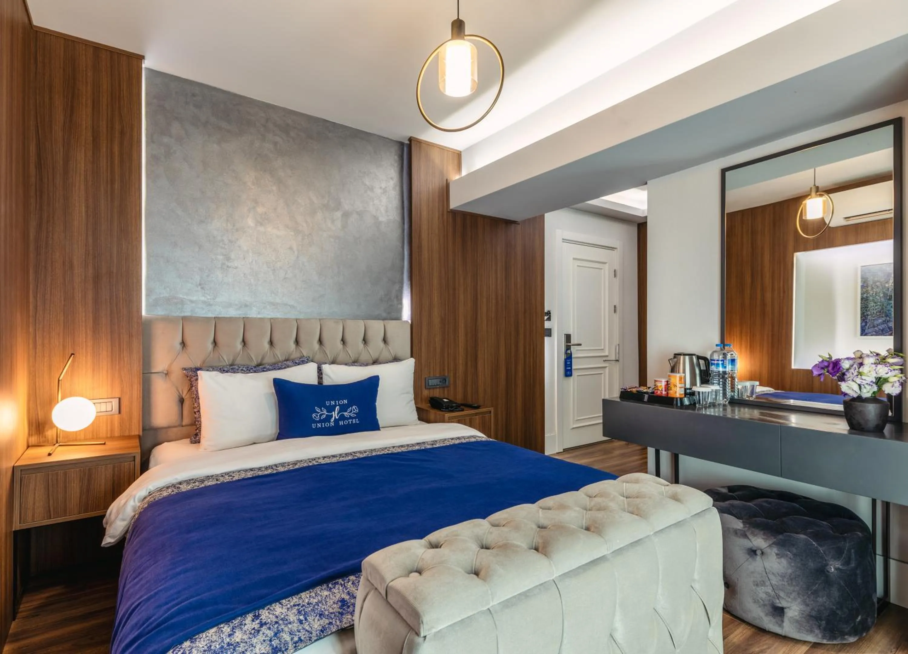 Superior Double Room in Union Hotel Port