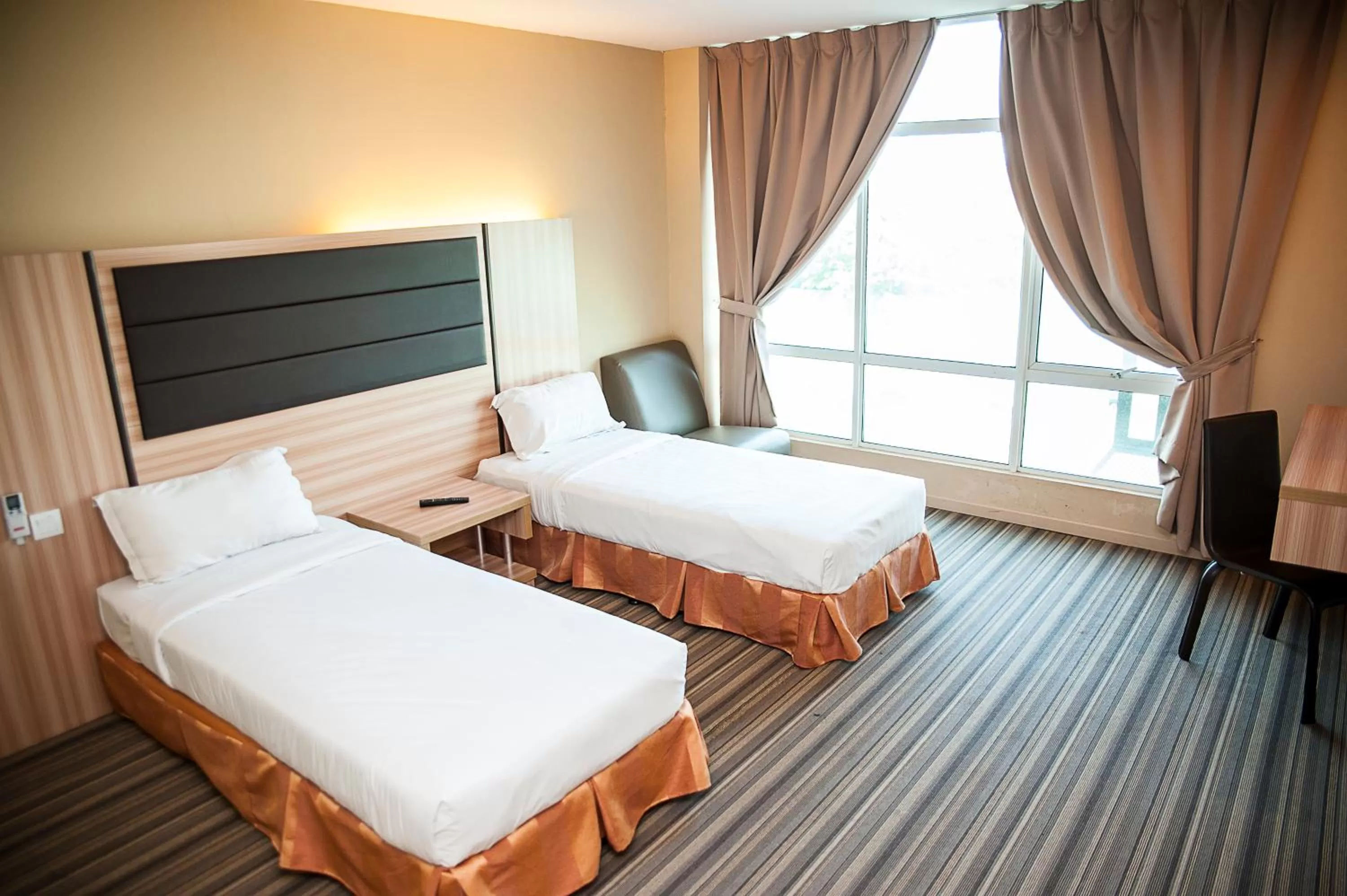 Super Deluxe Twin Room with Mountain View in Zara's Boutique Hotel @ Harbour City