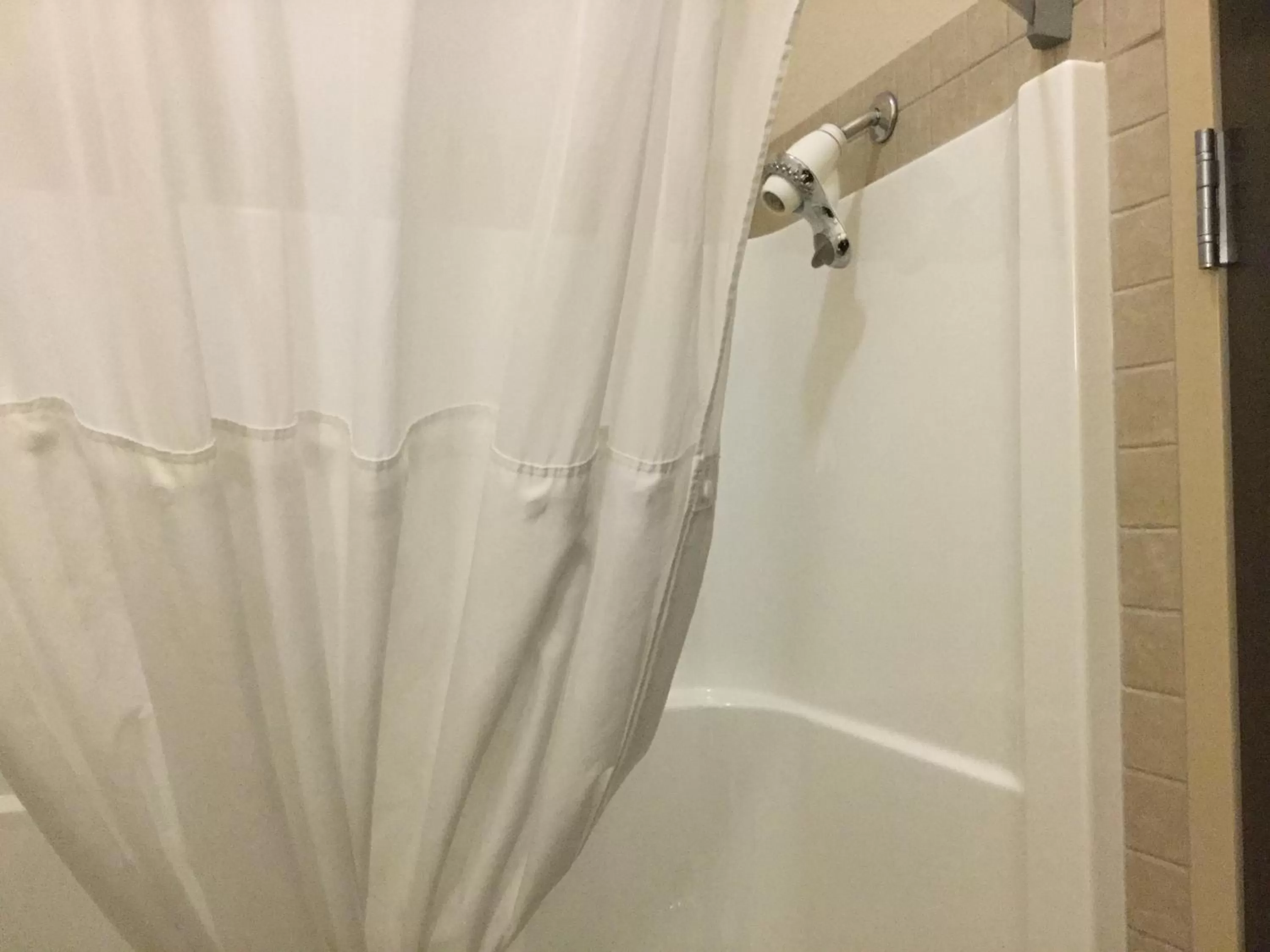 King Suite with Jettet Tub - Non-Smoking in Ramada by Wyndham Pincher Creek