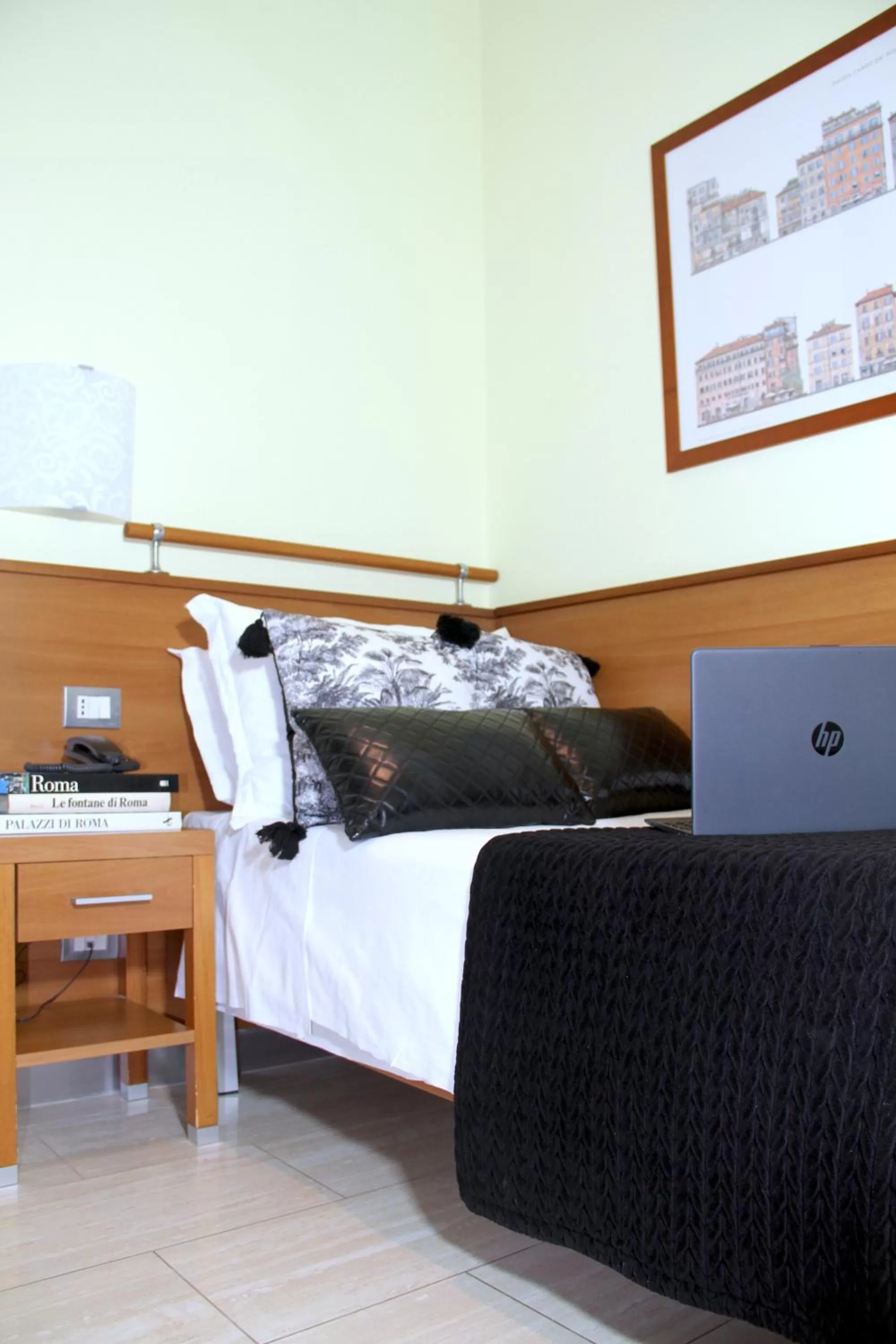 Single Room in Hotel Windrose