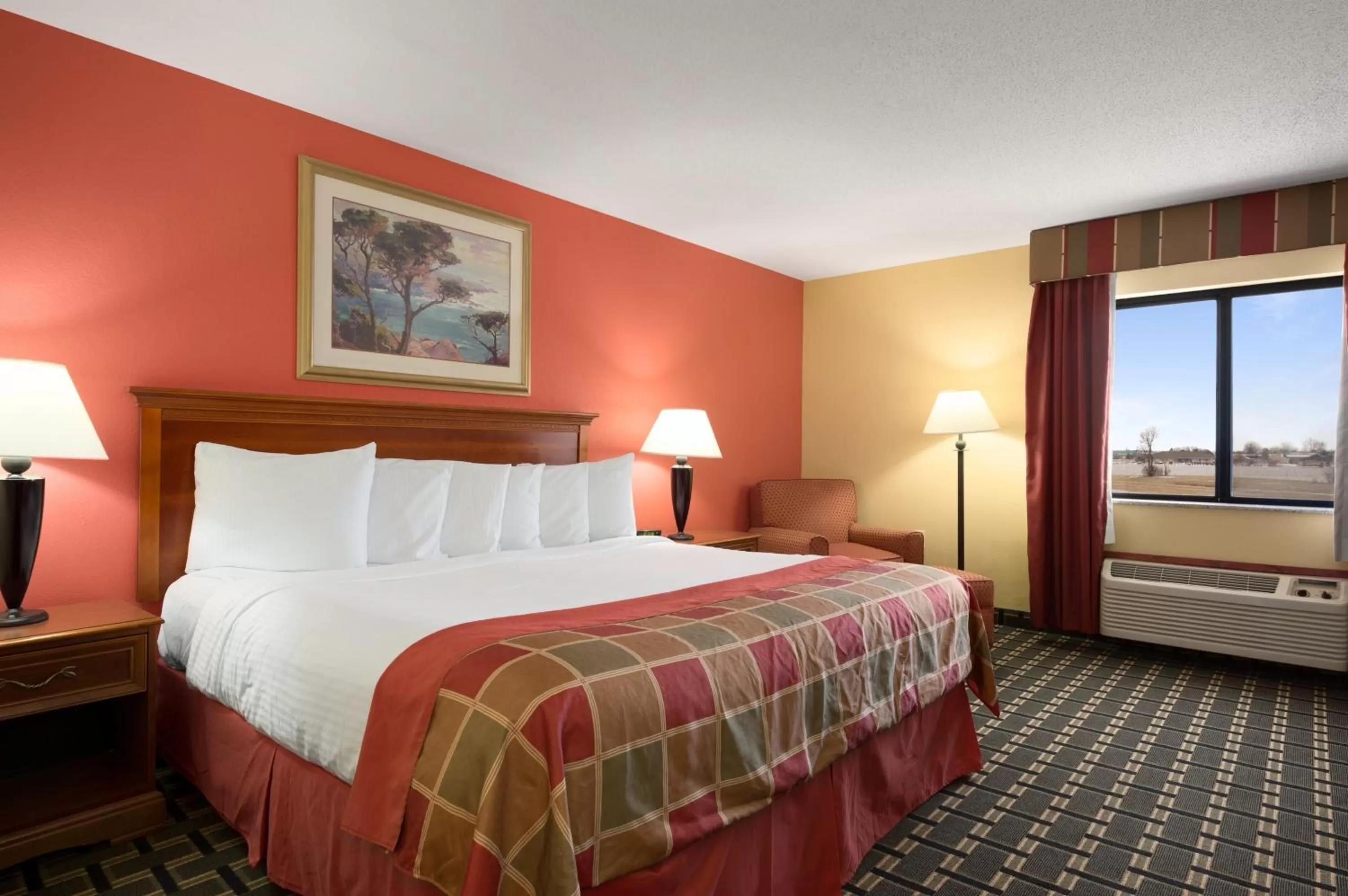 Executive Double Suite in Baymont by Wyndham Springfield IL