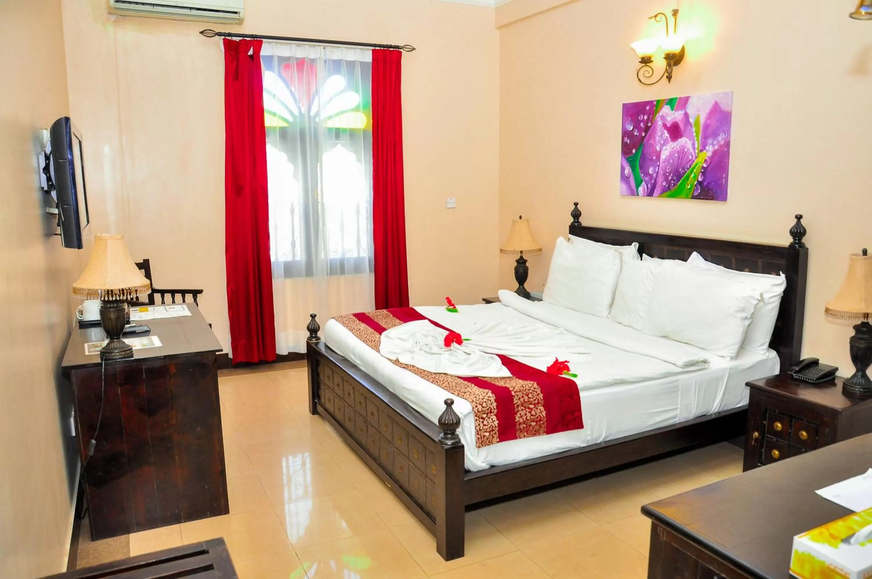 Deluxe Double Room - single occupancy in Golden Tulip Stone Town Boutique