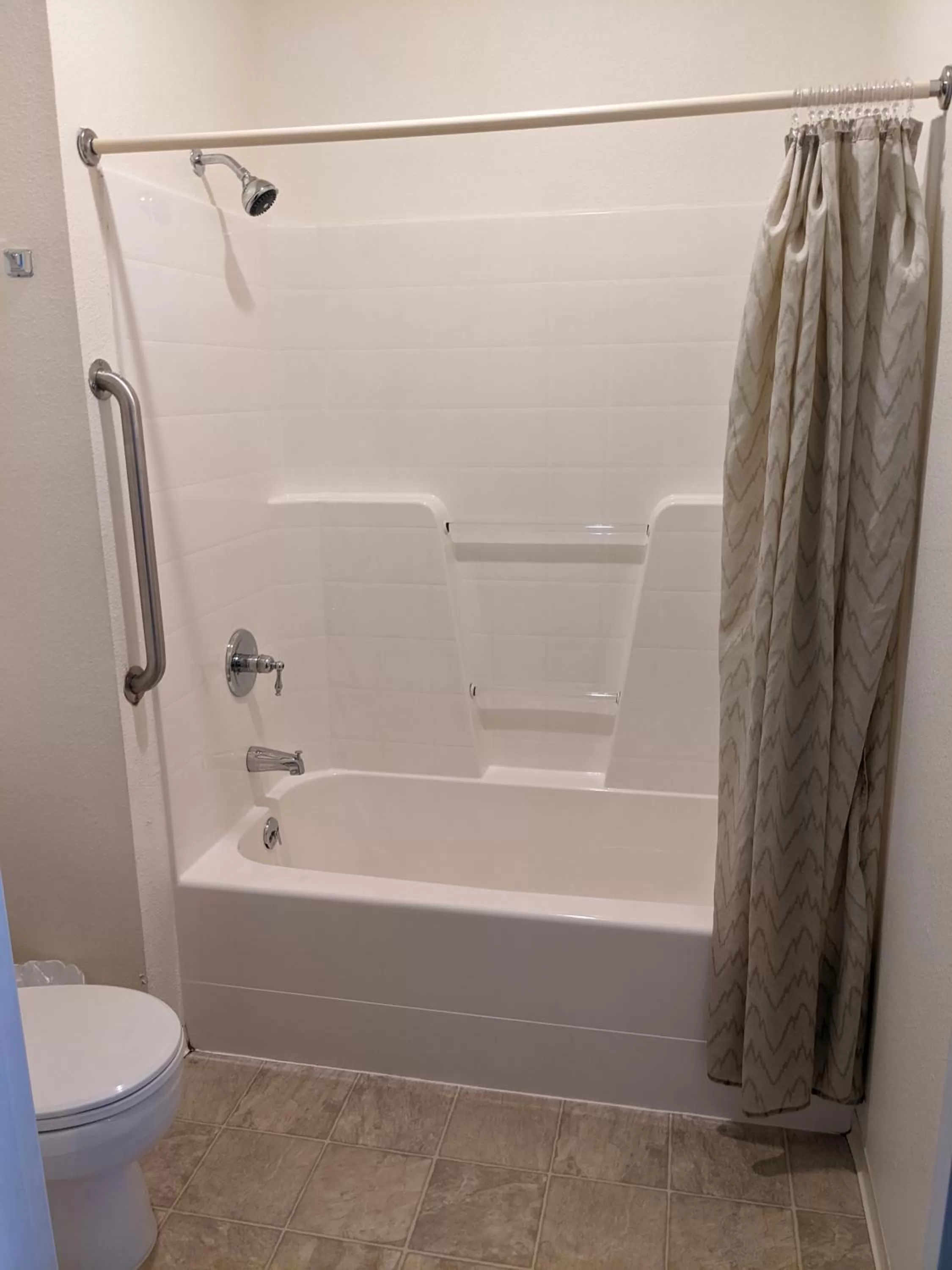 Standard King Room in Lighthouse Inn